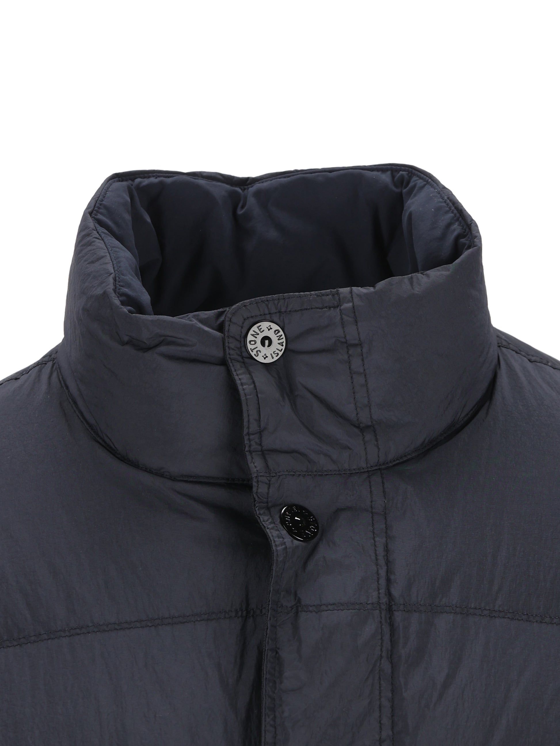Piumino realizzato in poliammide. 4100109 S0A23V0020 STONE ISLAND 