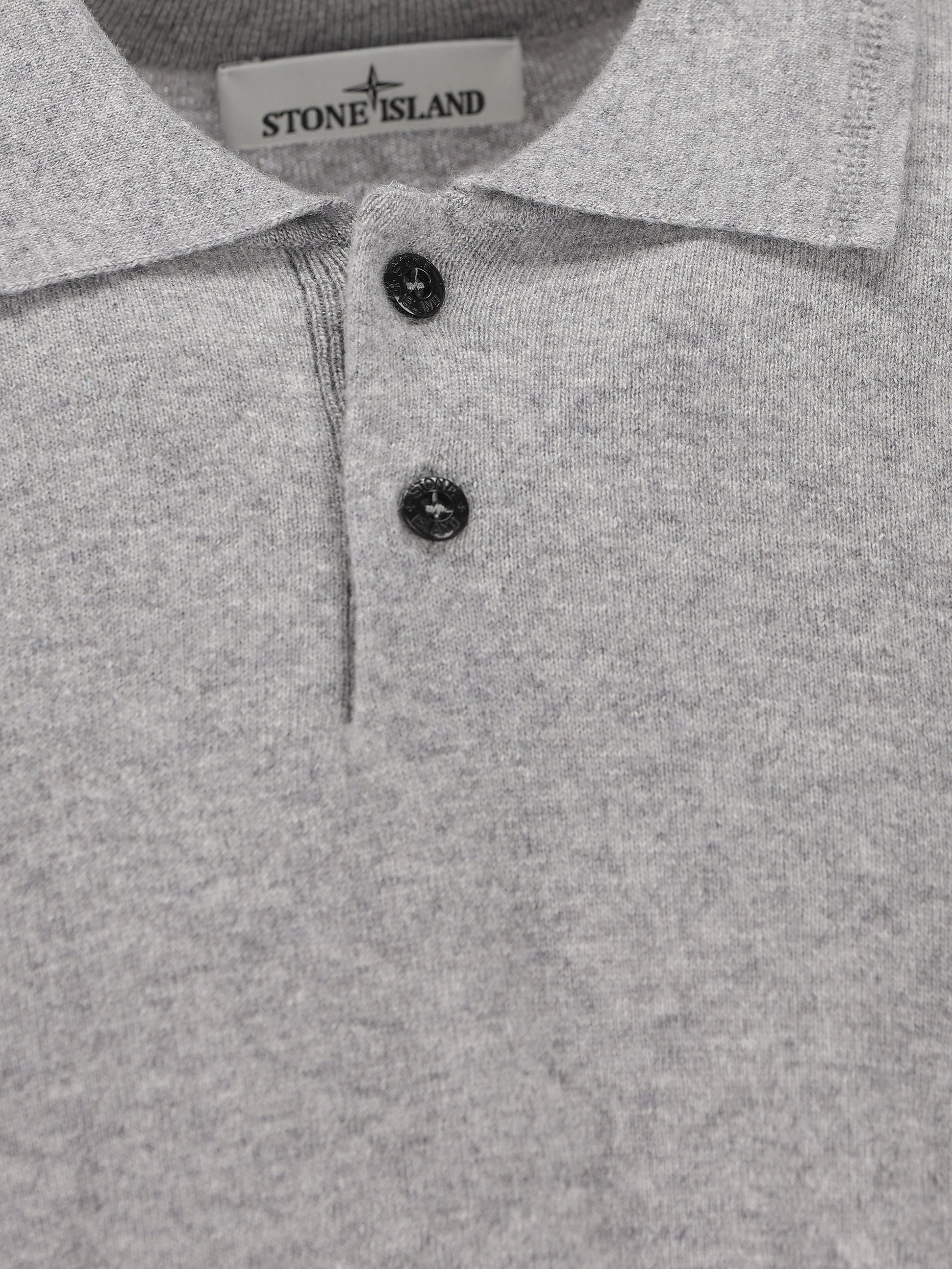 Polo realizzata in lana vergine. 5100018 S00B4V0M60 STONE ISLAND 