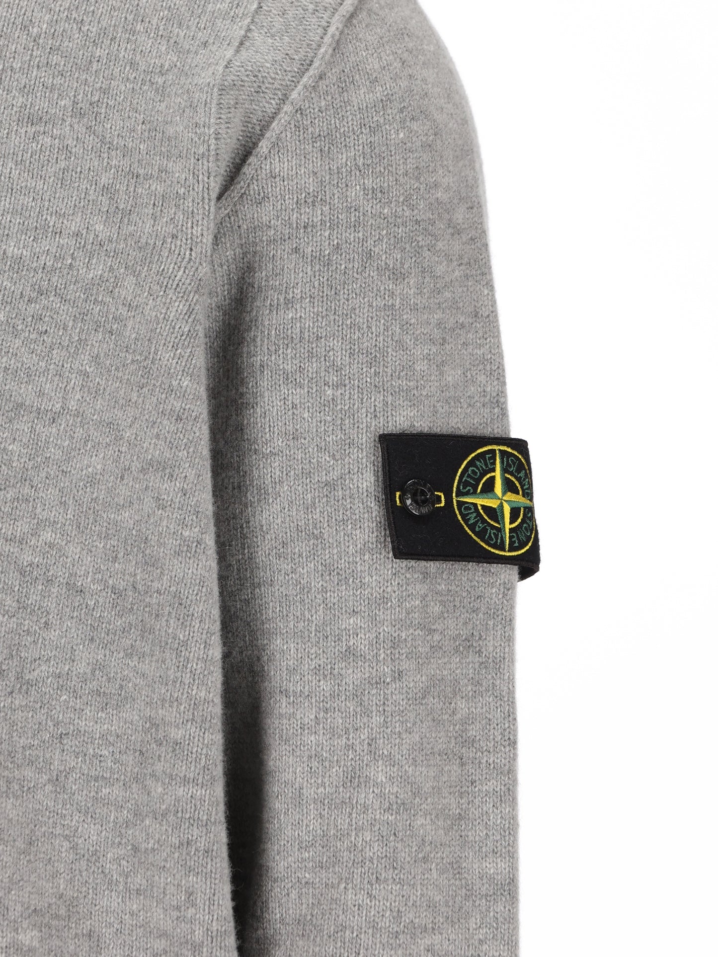 Maglione realizzato in lana 5100040 S00A3V0M60 STONE ISLAND 