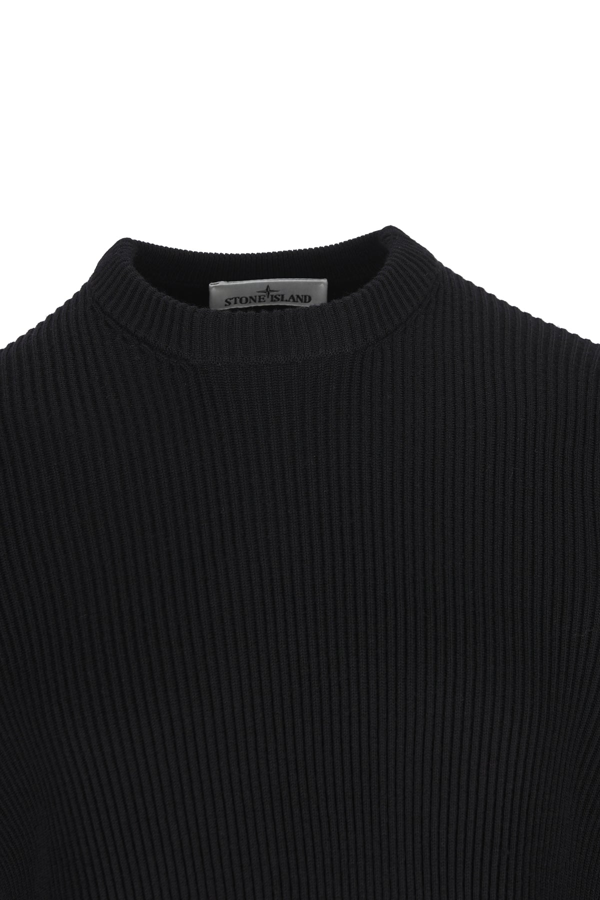 Maglia realizzata in lana vergine 5100053 S00C2V0029 STONE ISLAND 