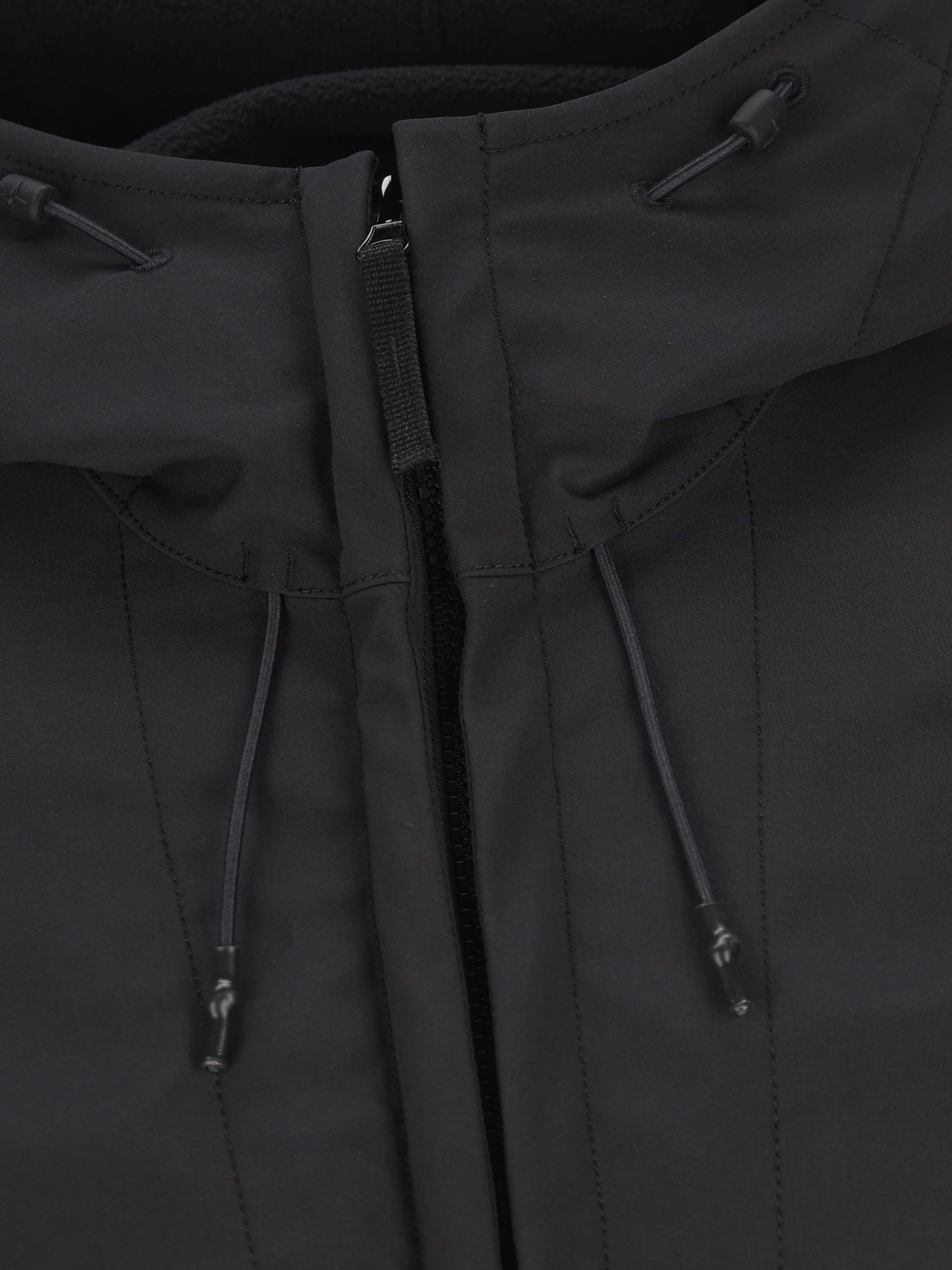 Giacca realizzata in materiale tecnico. Q100004 S0B22V0029 STONE ISLAND 