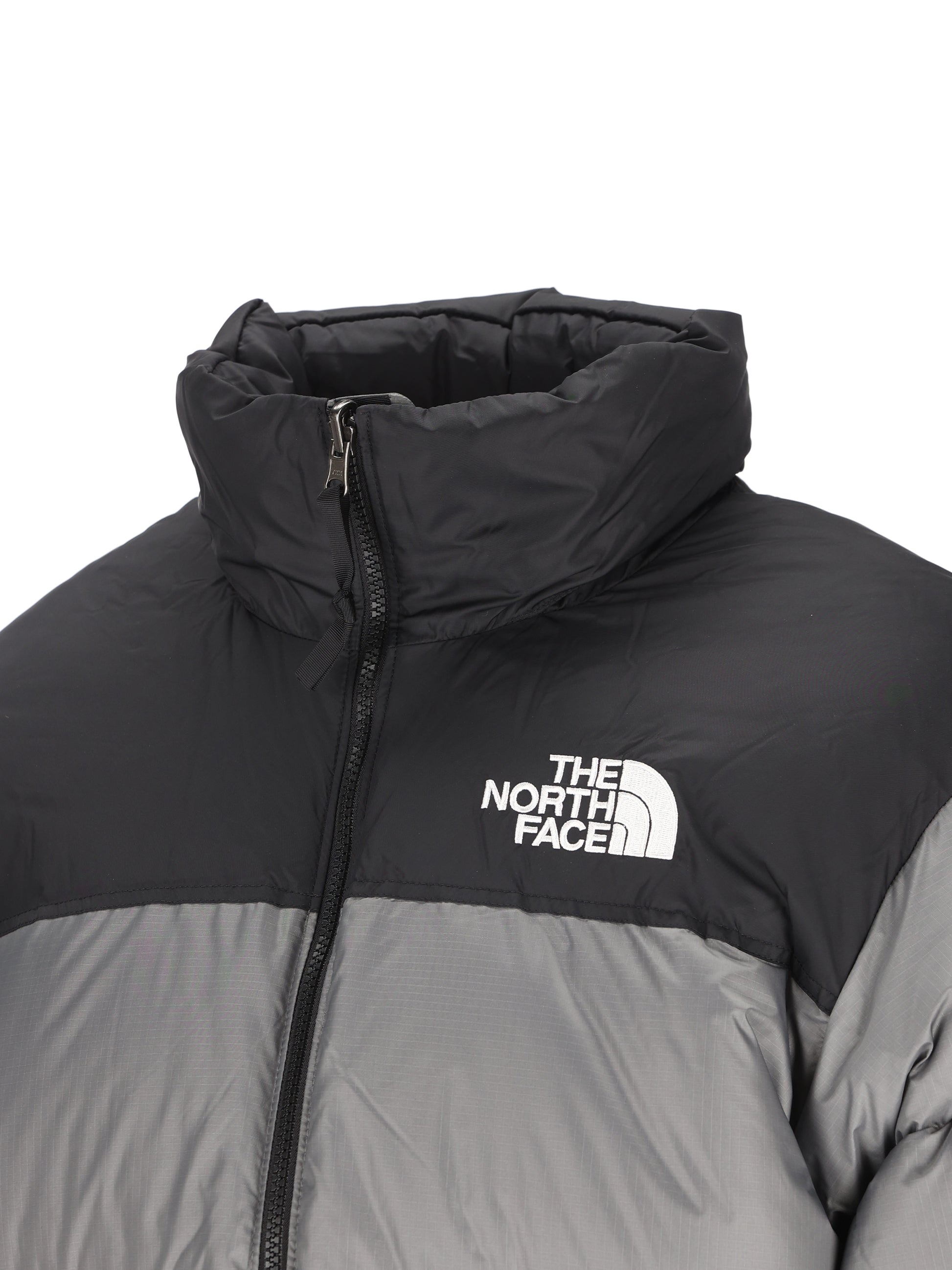 Giacca realizzata in nylon. NF0A3C8D RPI1 THE NORTH FACE 
