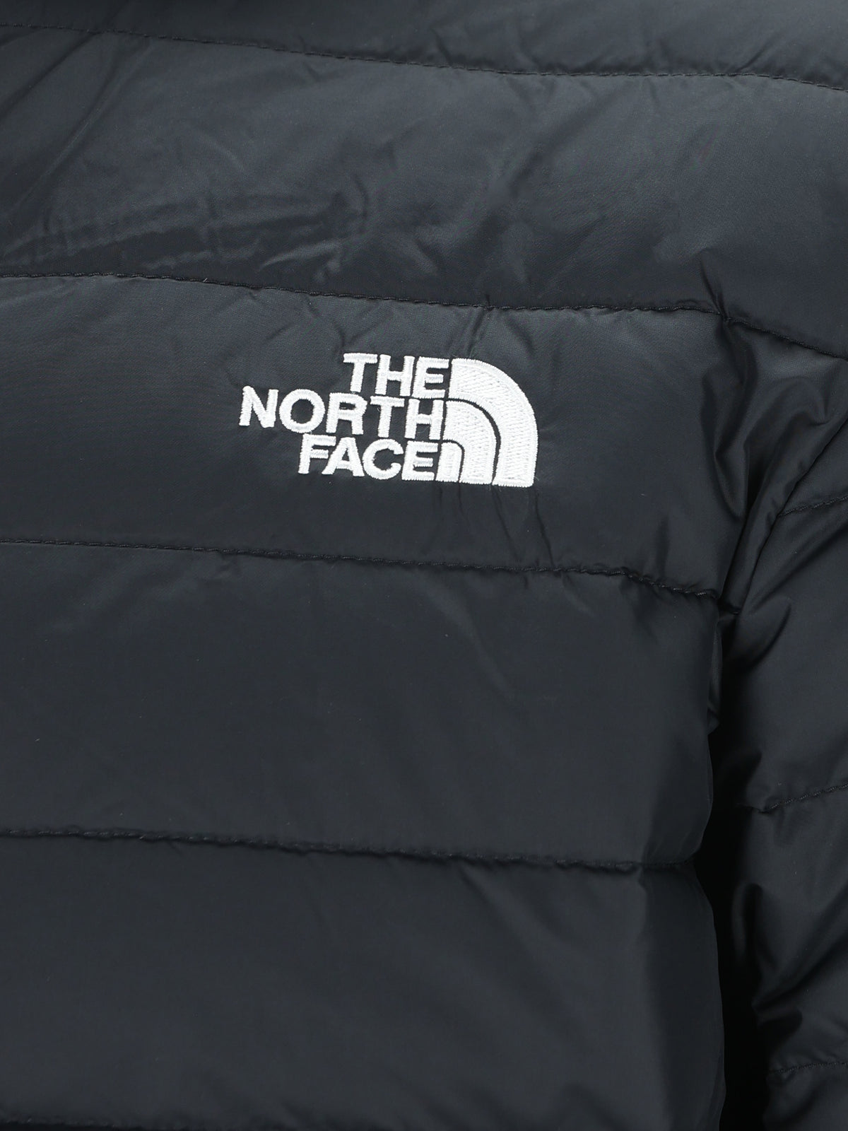 Giacca realizzata in nylon. NF0A8D1T JK31 THE NORTH FACE 