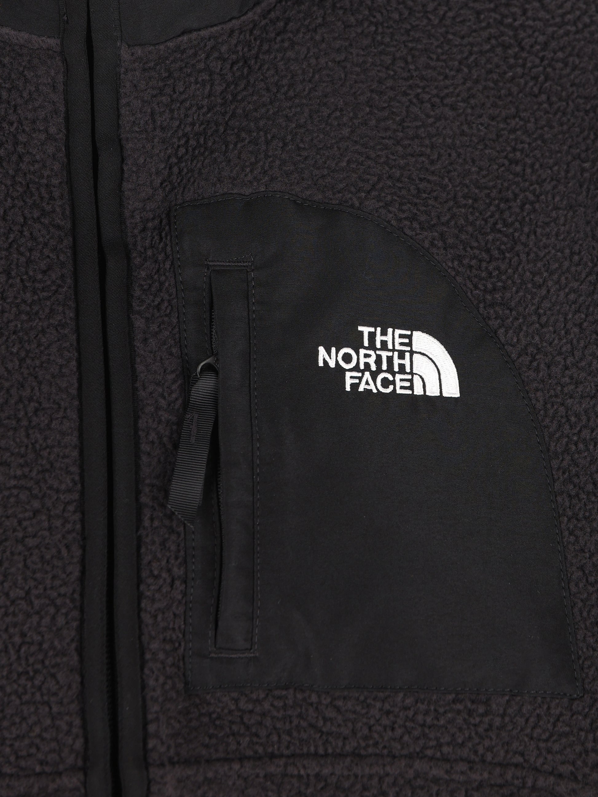 Giacca realizzata in maglia di pile. NF0A8EUZ JK31 THE NORTH FACE 