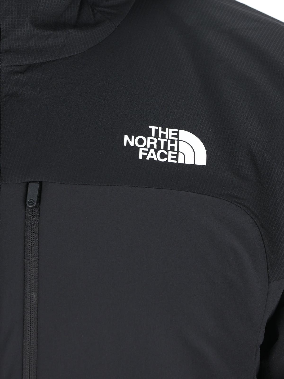 Giacca realizzata in nylon riciclato. NF0A8H1R JK31 THE NORTH FACE 