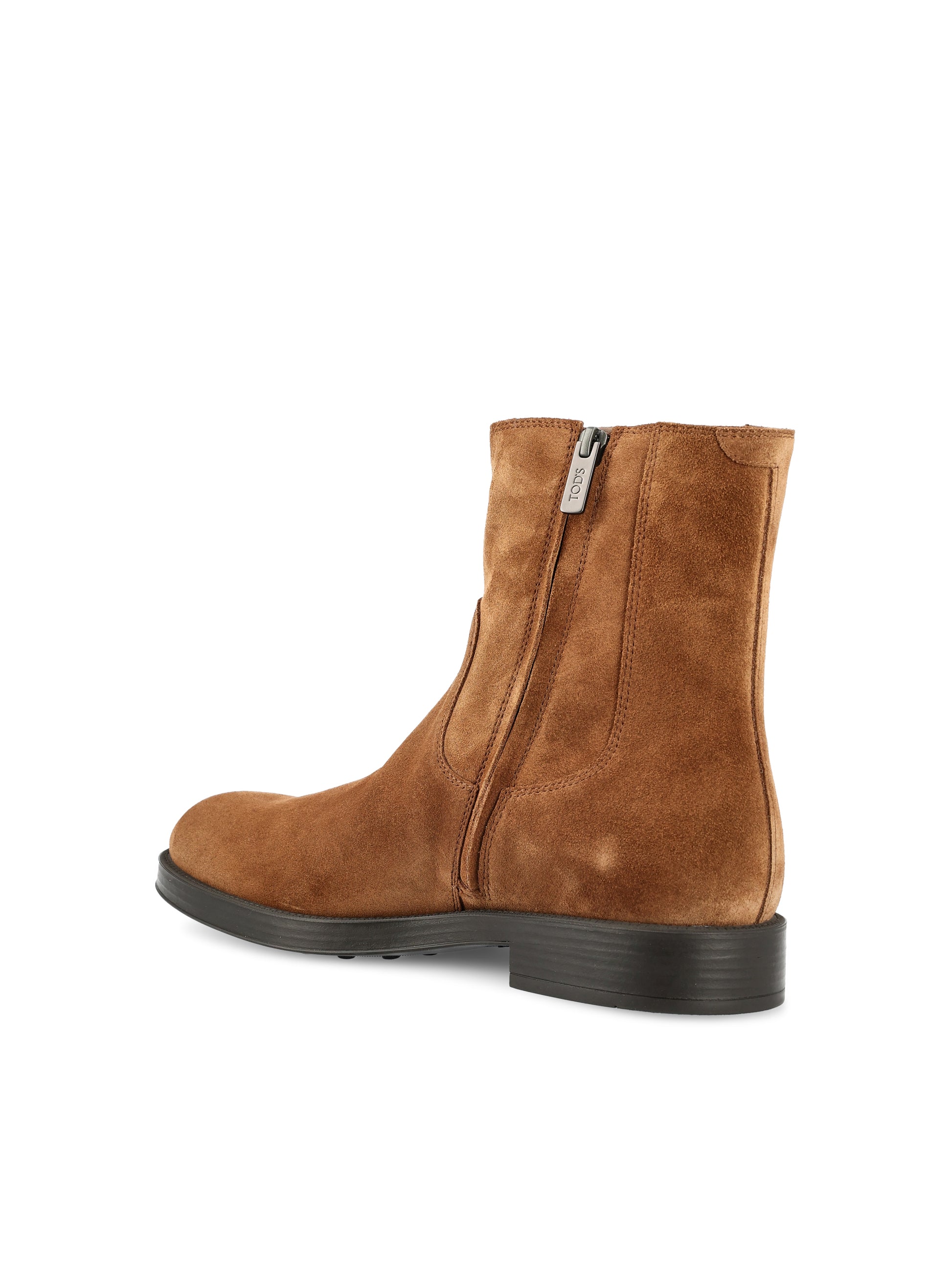 Stivali realizzati in pelle scamosciata. XXM75L0KN70RE0 S004 TOD'S 