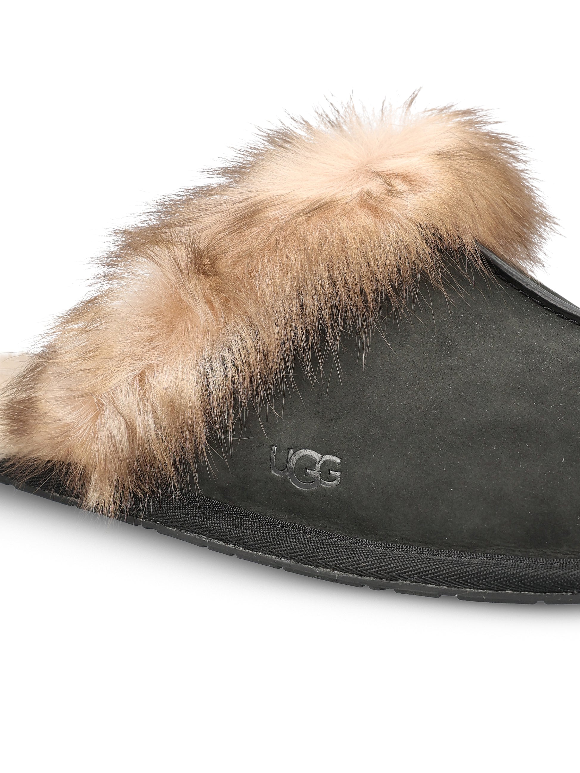 Ciabbatte realizzate in pelle. 1183330 BLK UGG 