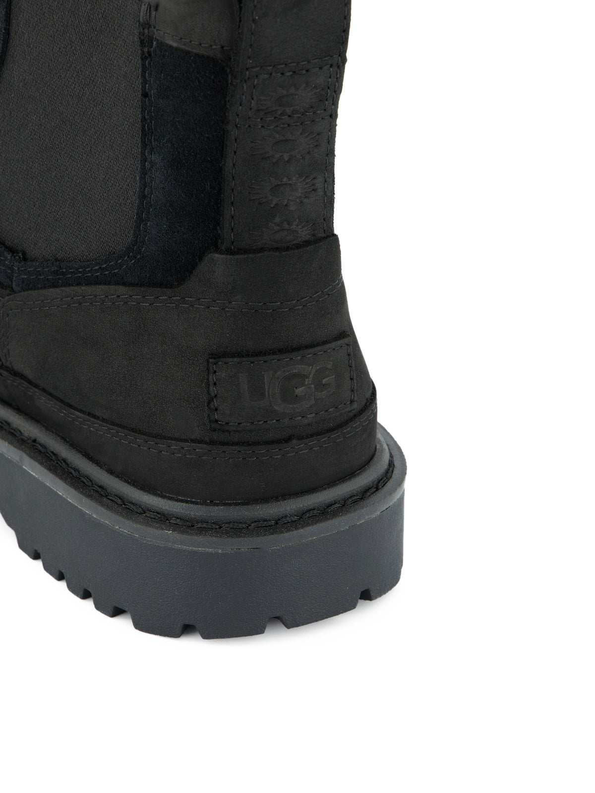 Stivali realizzati in camoscio. 1184610 BLK UGG 