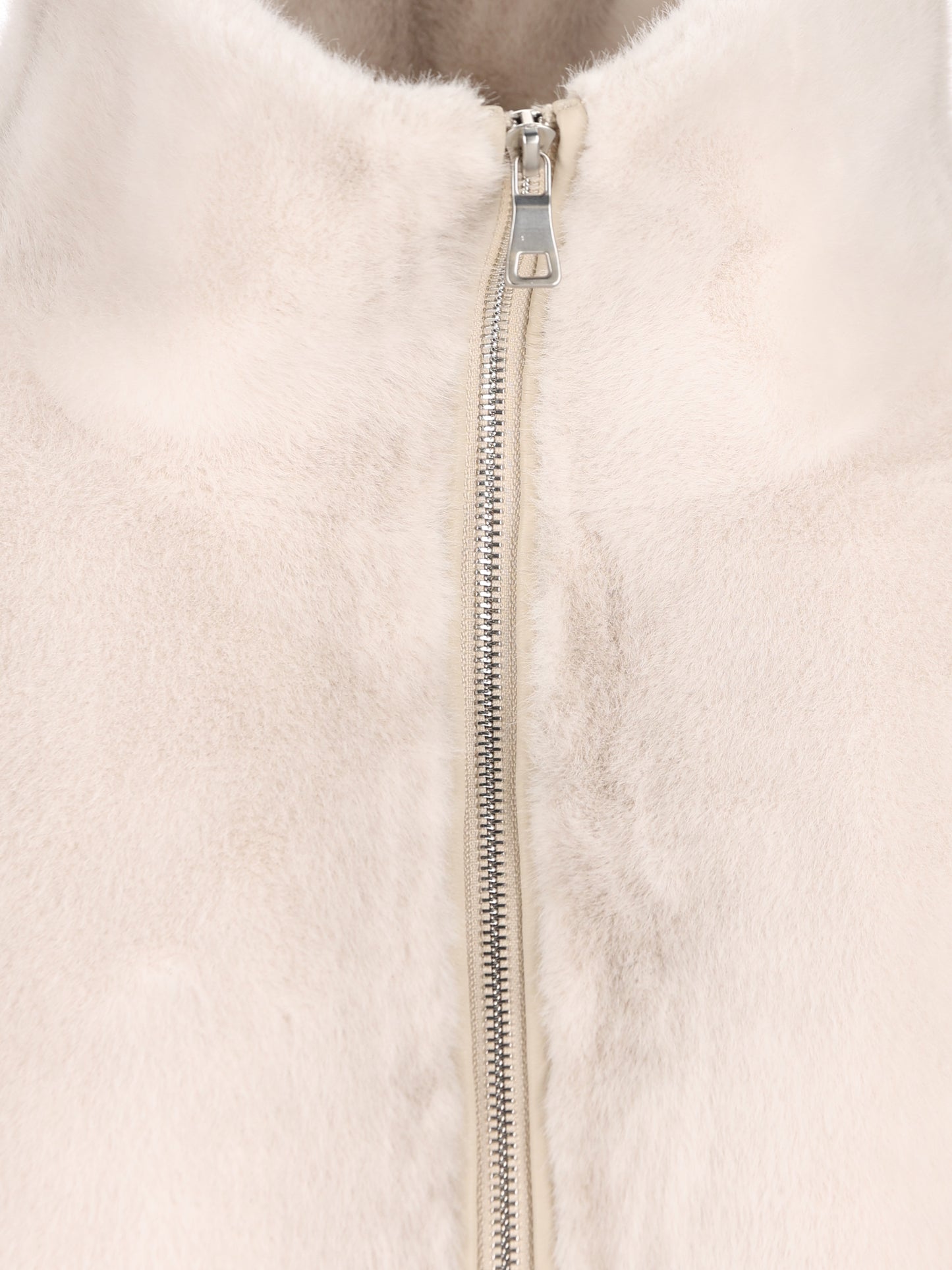 Giacca effetto pelliccia con frange SJ03/MDR 001 UNCOMMON 