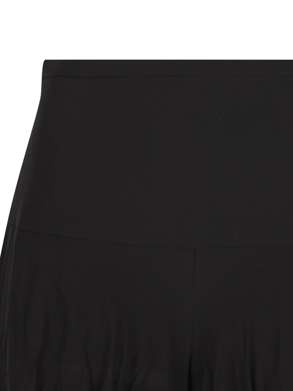 Pantaloni realizzati in seta. 9B0RB7G593M 0NO VALENTINO GARAVANI 