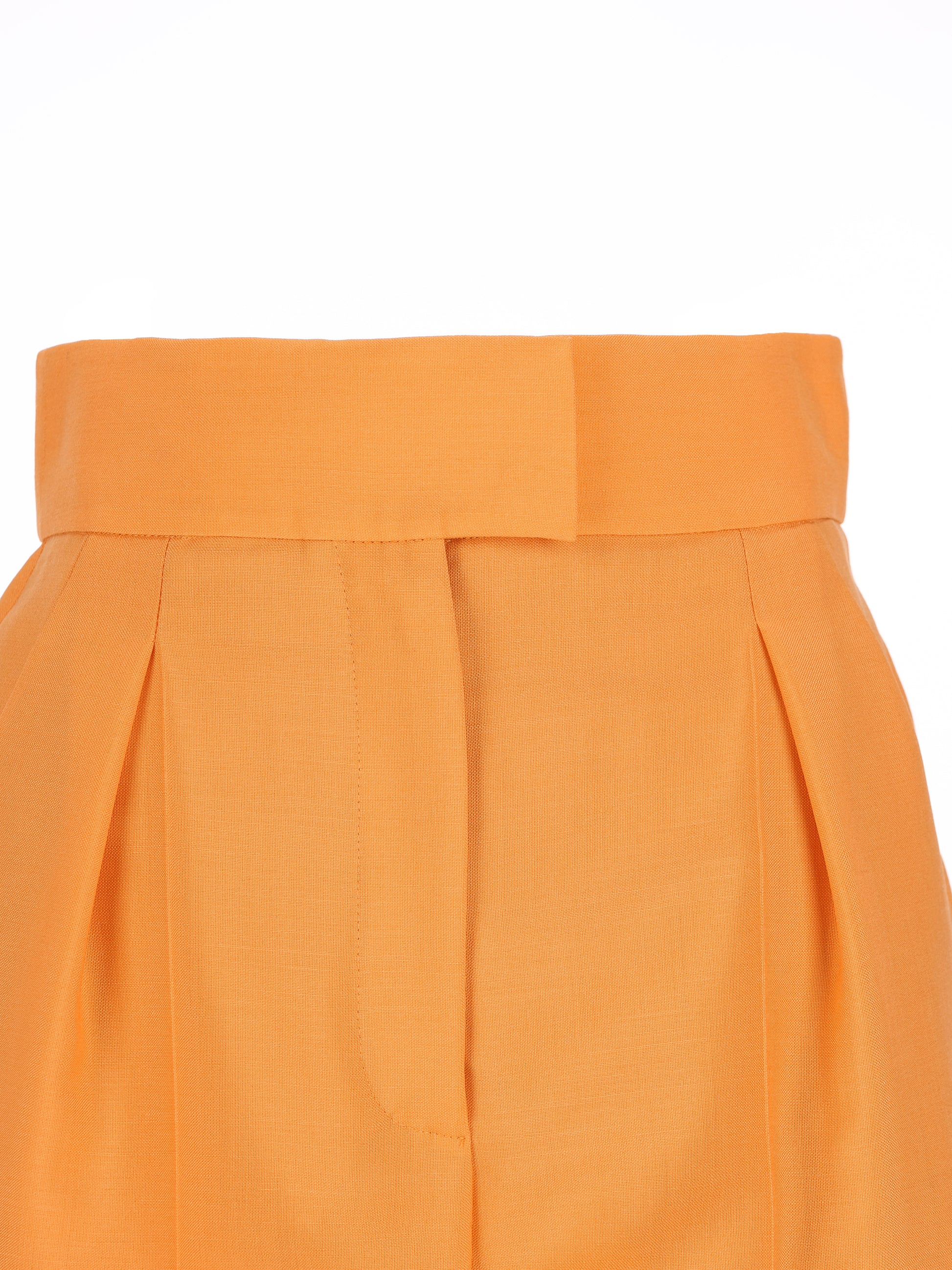 Pantaloni realizzati in lana. 9B3RB766A6D 056 VALENTINO GARAVANI 