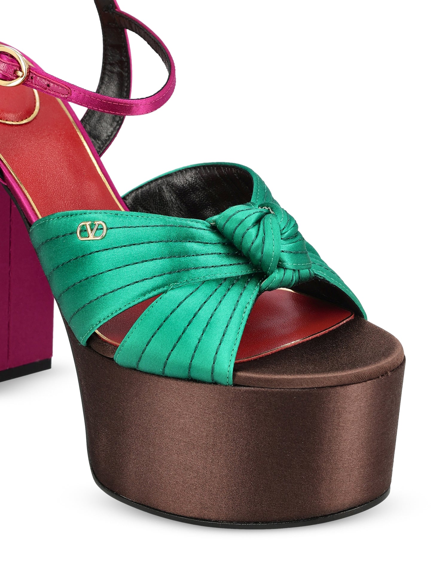 Sandali realizzati in pelle. 9W0S0NS1FSD 5KX VALENTINO GARAVANI 