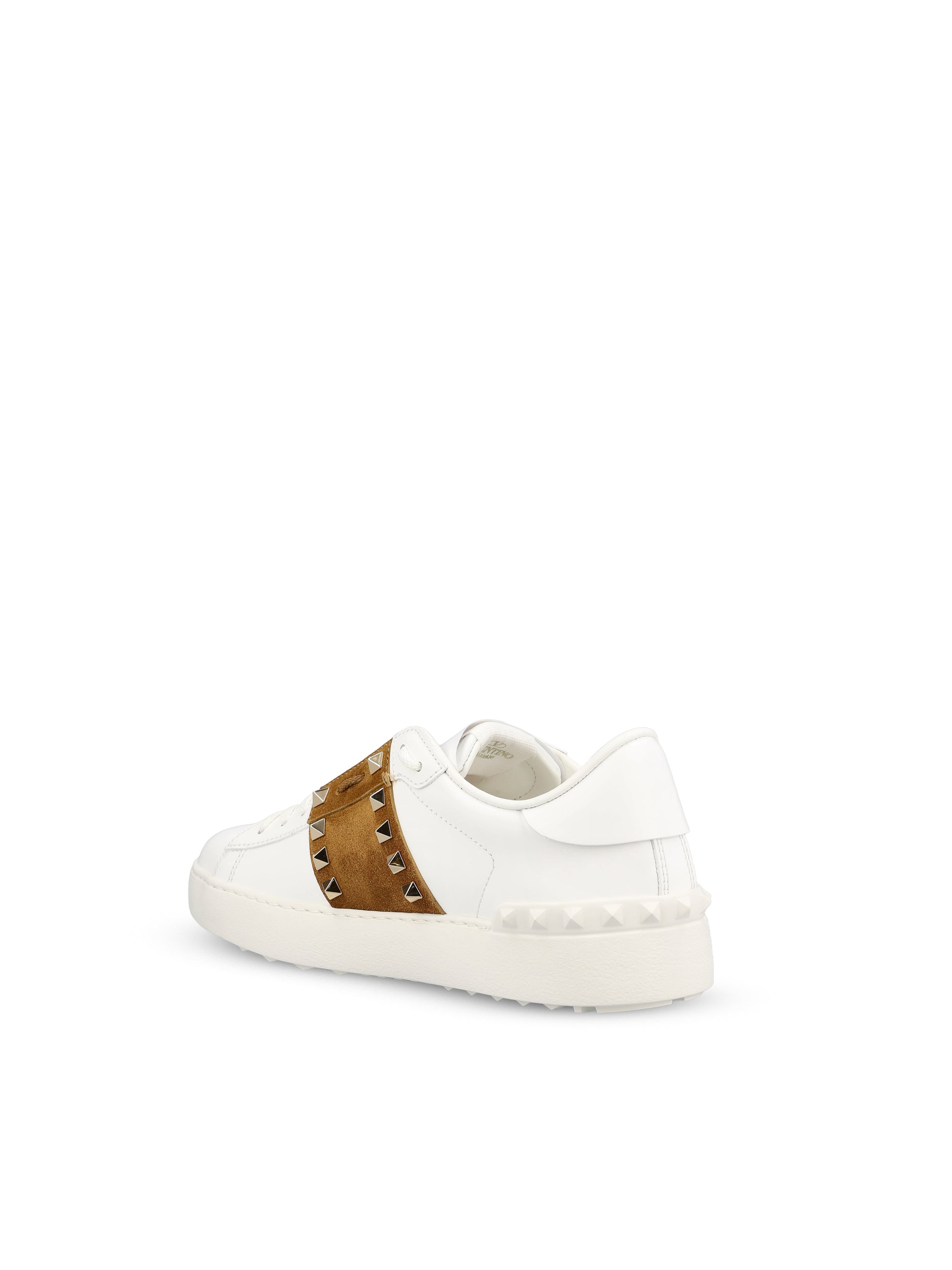Sneakers realizzate in pelle. 9W2S0A01ZBV 3DZ VALENTINO GARAVANI 