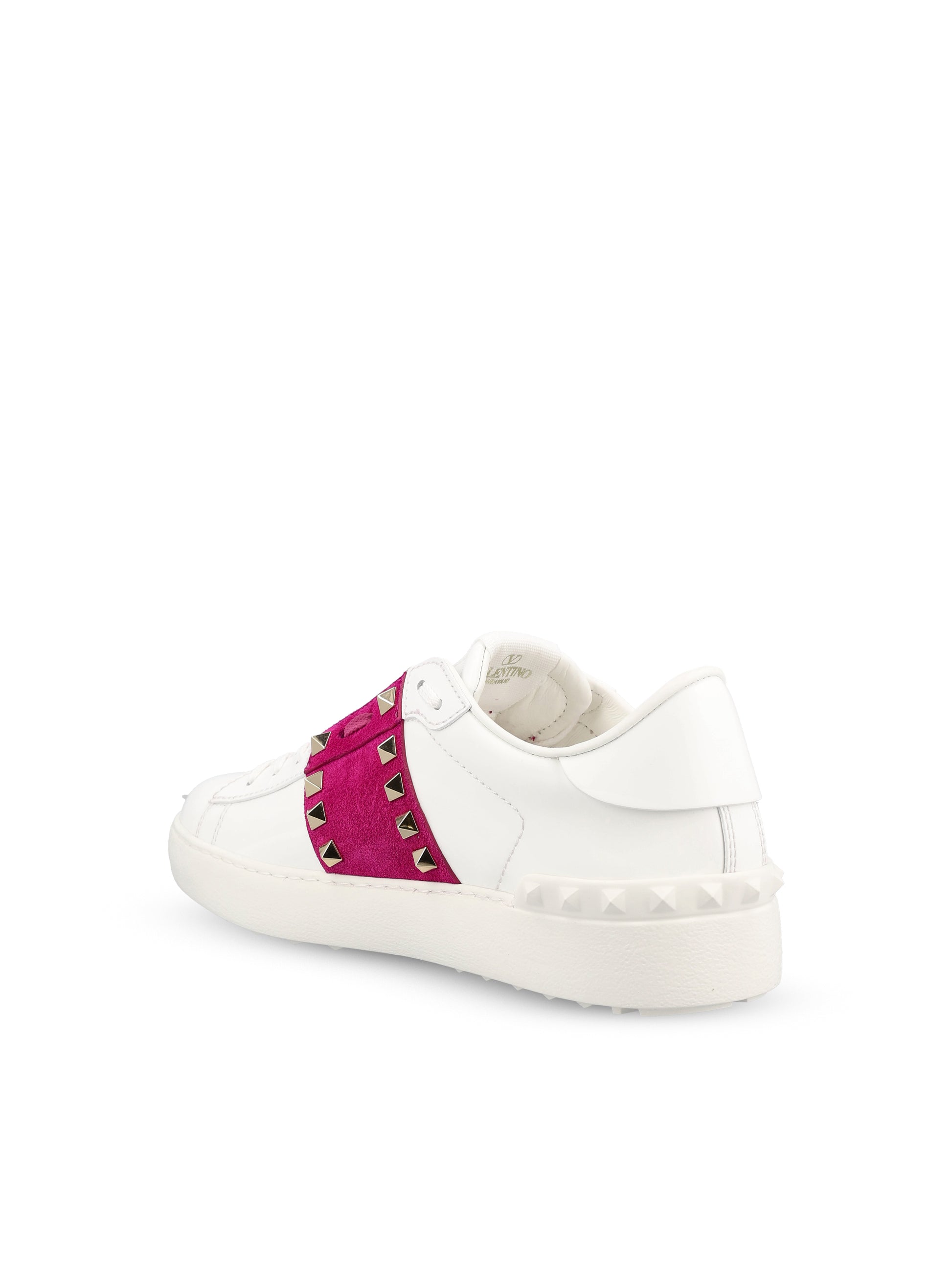 Sneakers realizzate in pelle. 9W2S0A01ZBV 3E2 VALENTINO GARAVANI 