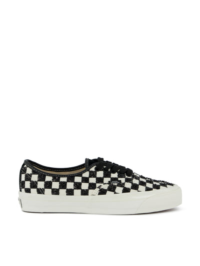Sneakers realizzate in pelle. VN000DB8 7051 VANS 