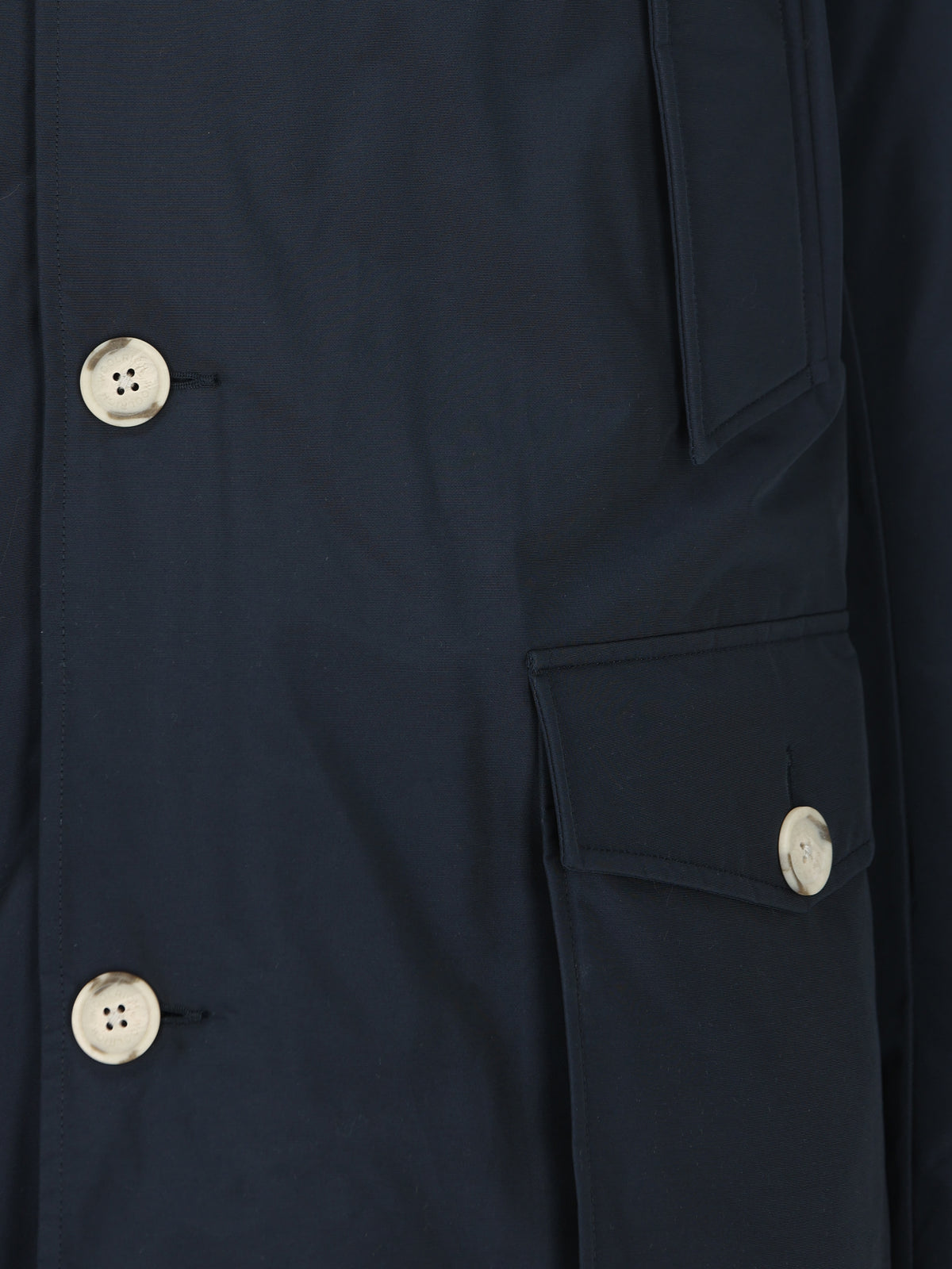Giacca realizzata in tessuto Ramar Cloth CFWOOU0482MBUT0001 MLB WOOLRICH 