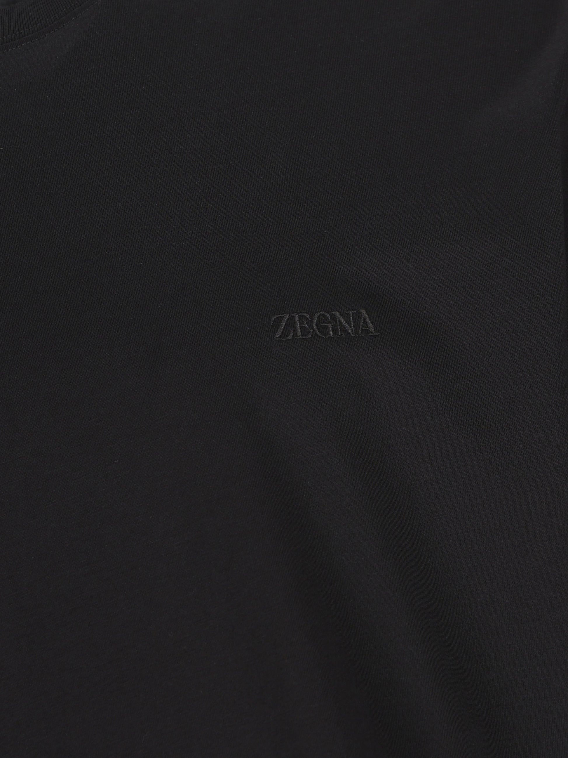 T-Shirt realizzata in cotone. RUI360A4 I765K09 ZEGNA 
