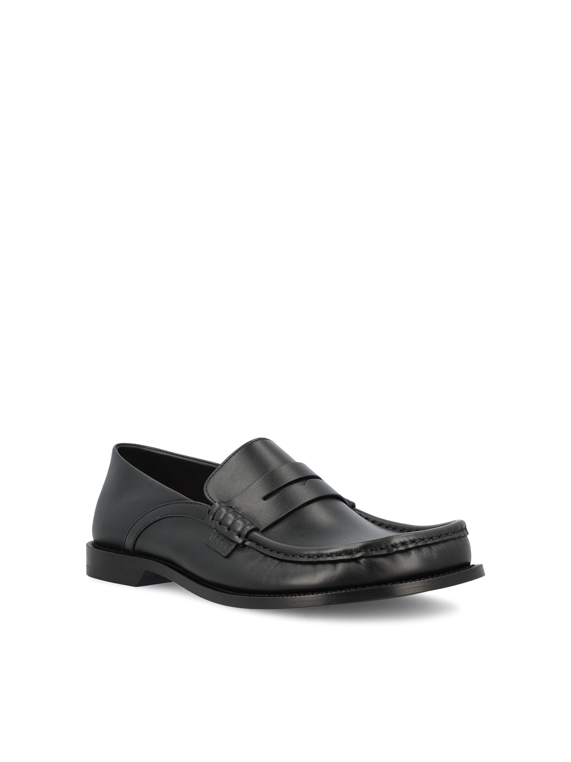 Mocassini realizzati in pelle. M816290X47 1100 LOEWE 