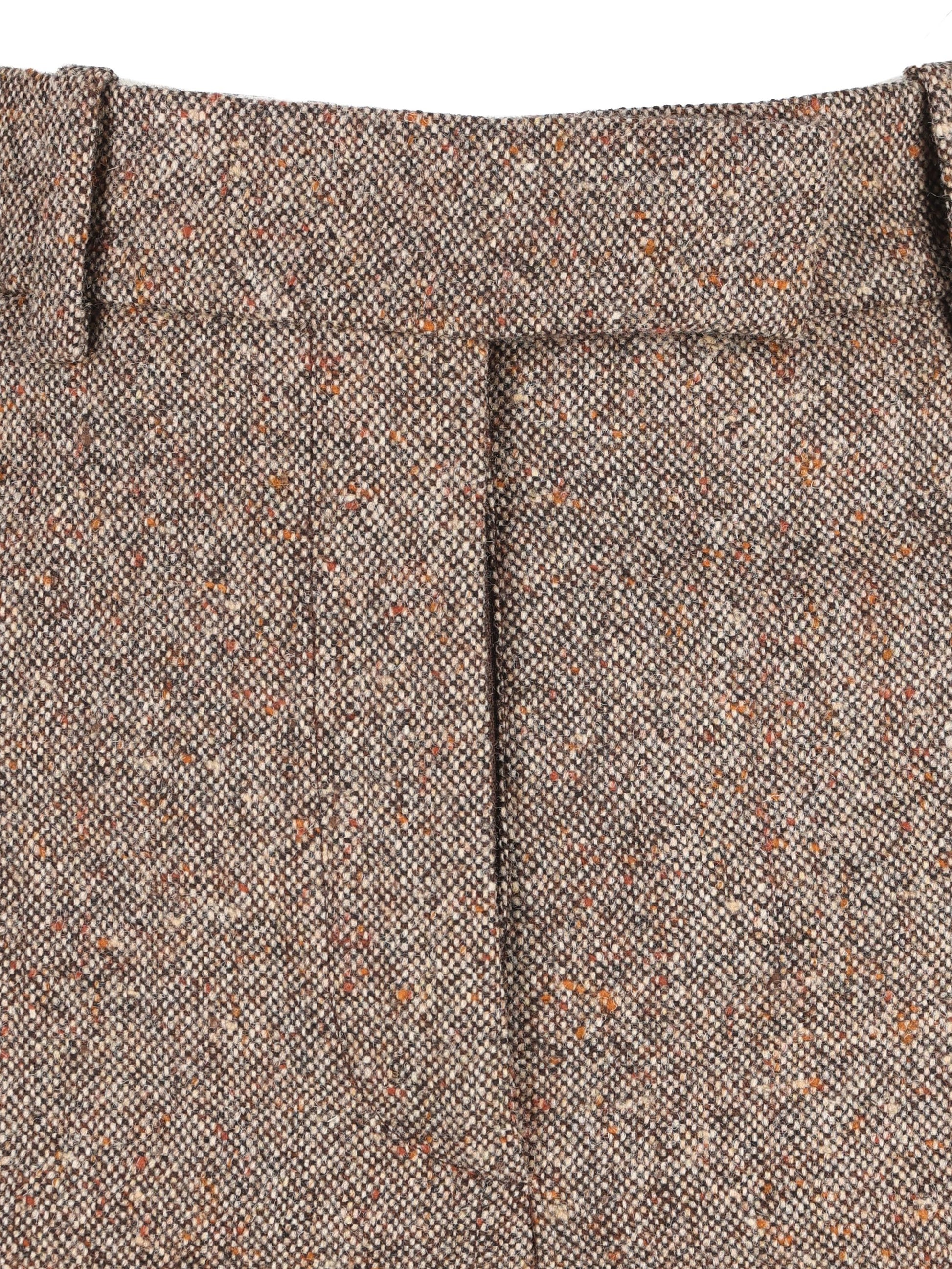 Pantaloni realizzati in lana vergine. 7B0RB6S09US N48 VALENTINO GARAVANI 