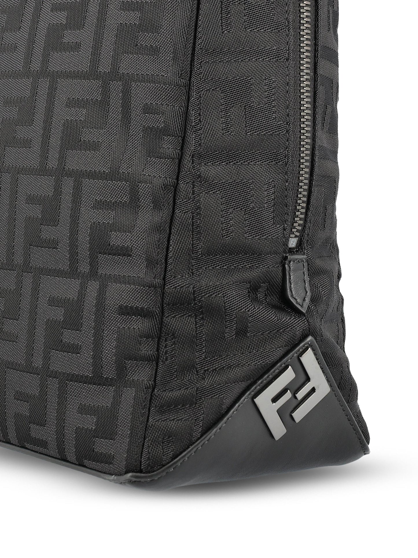 Borsa realizzata in nylon. 7VA667 AVC6F0SAJ FENDI 