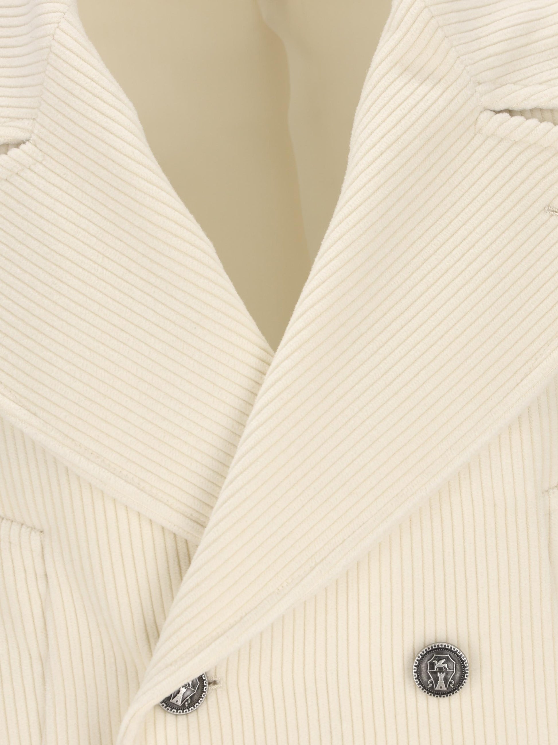 Cappotto realizzato in cashmere. MV4239139K C369 BRUNELLO CUCINELLI 