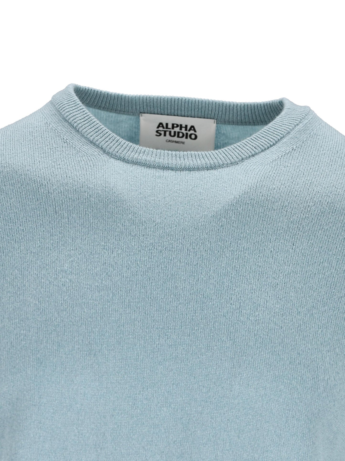Maglione realizzato in cashmere. 3150C 1032 ALPHA STUDIO 
