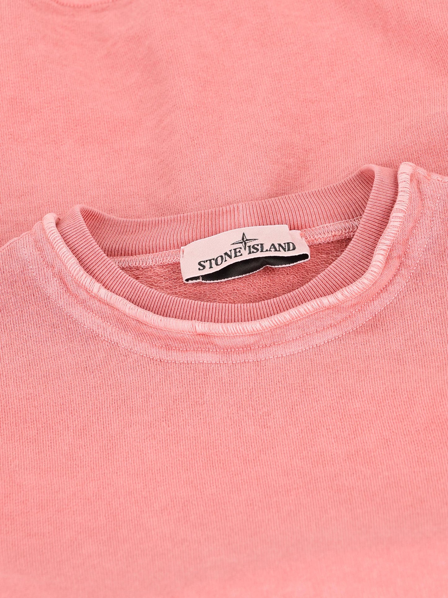 Felpa realizzata in cotone. 6100034 S0060V018G STONE ISLAND 