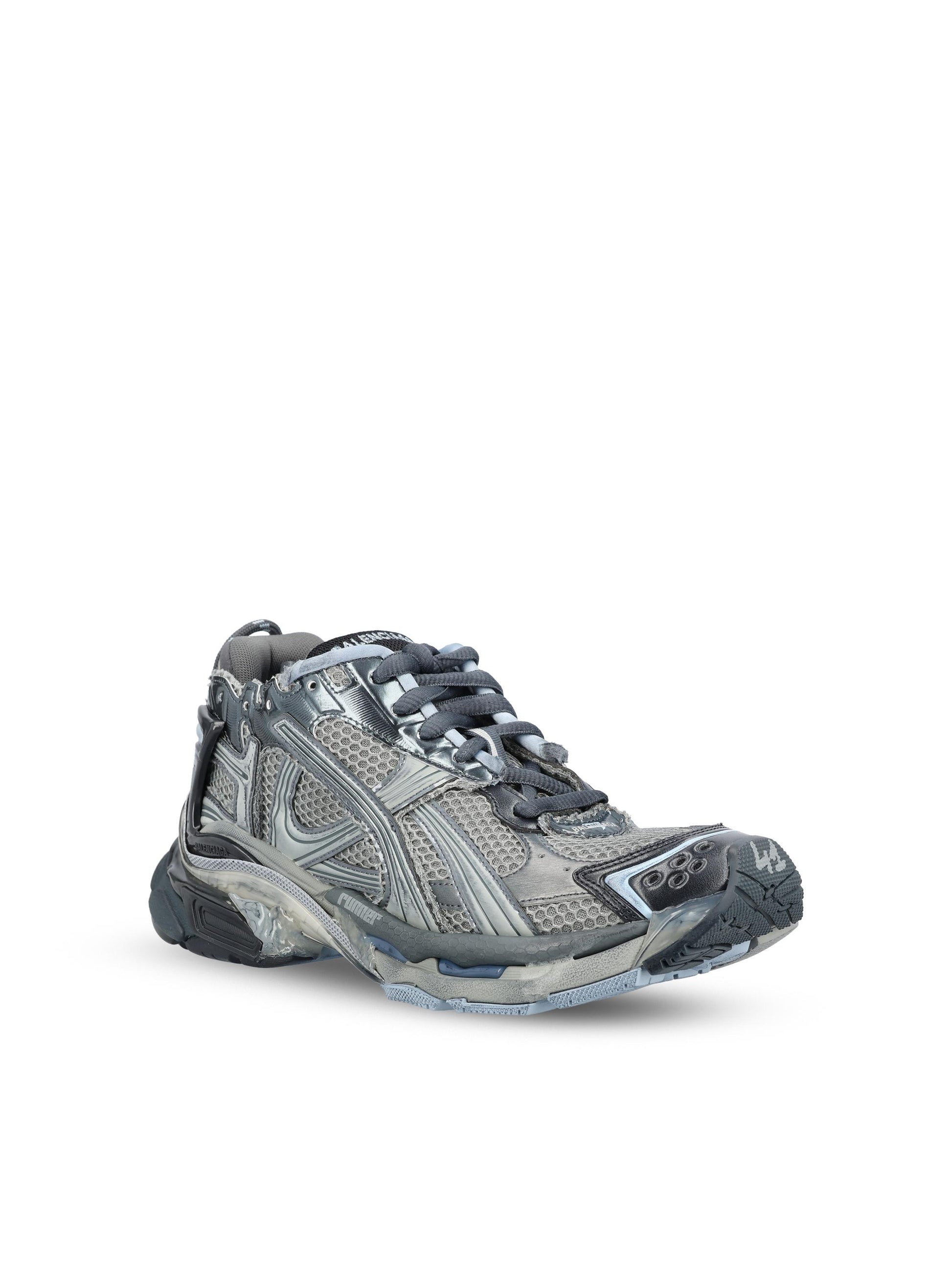 Sneakers realizzate in poliuretano e poliestere. 772774 W3RMU1044 BALENCIAGA 