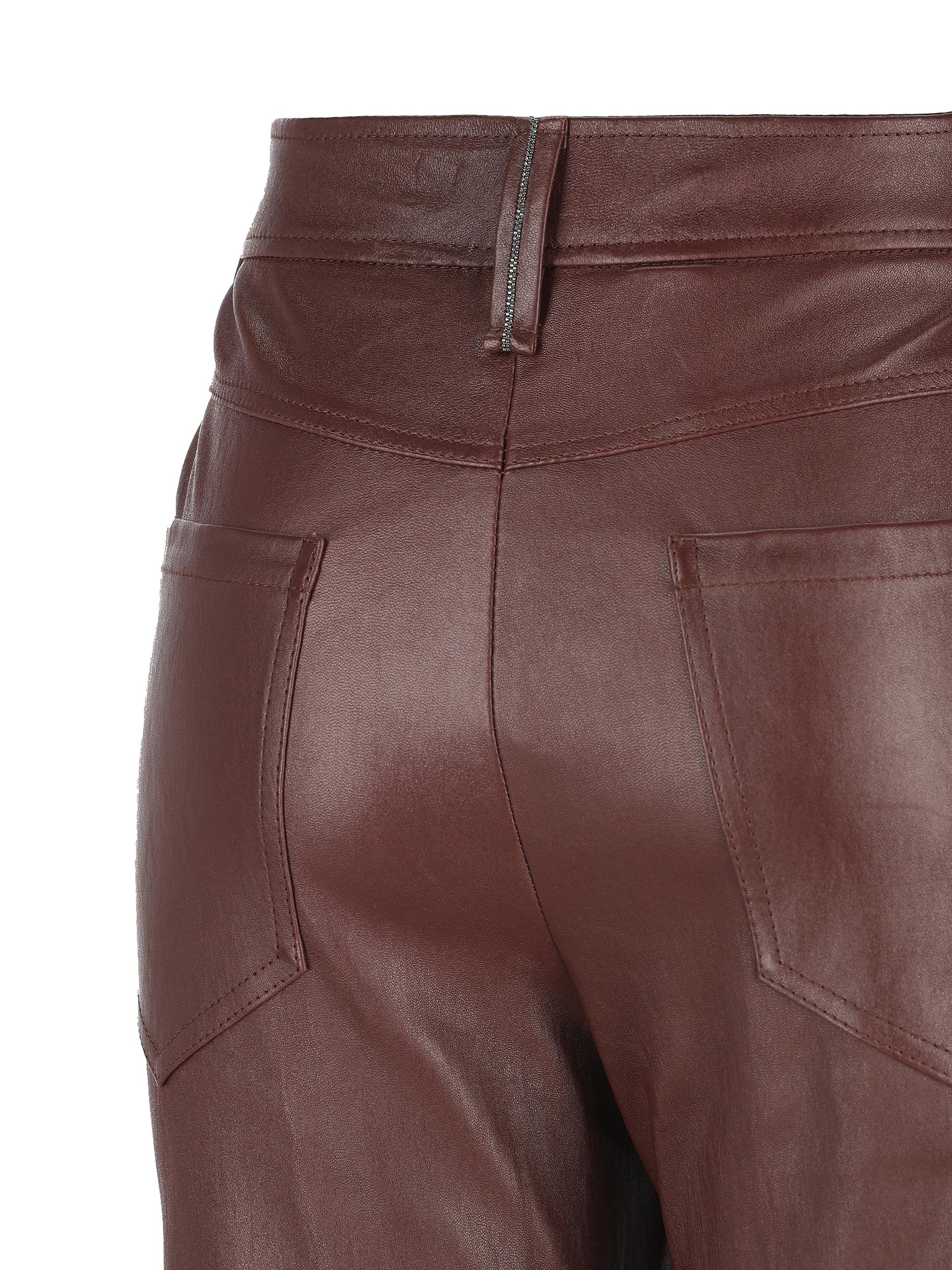 Pantaloni realizzati in pelle. M0V32P9048 C4193 BRUNELLO CUCINELLI 