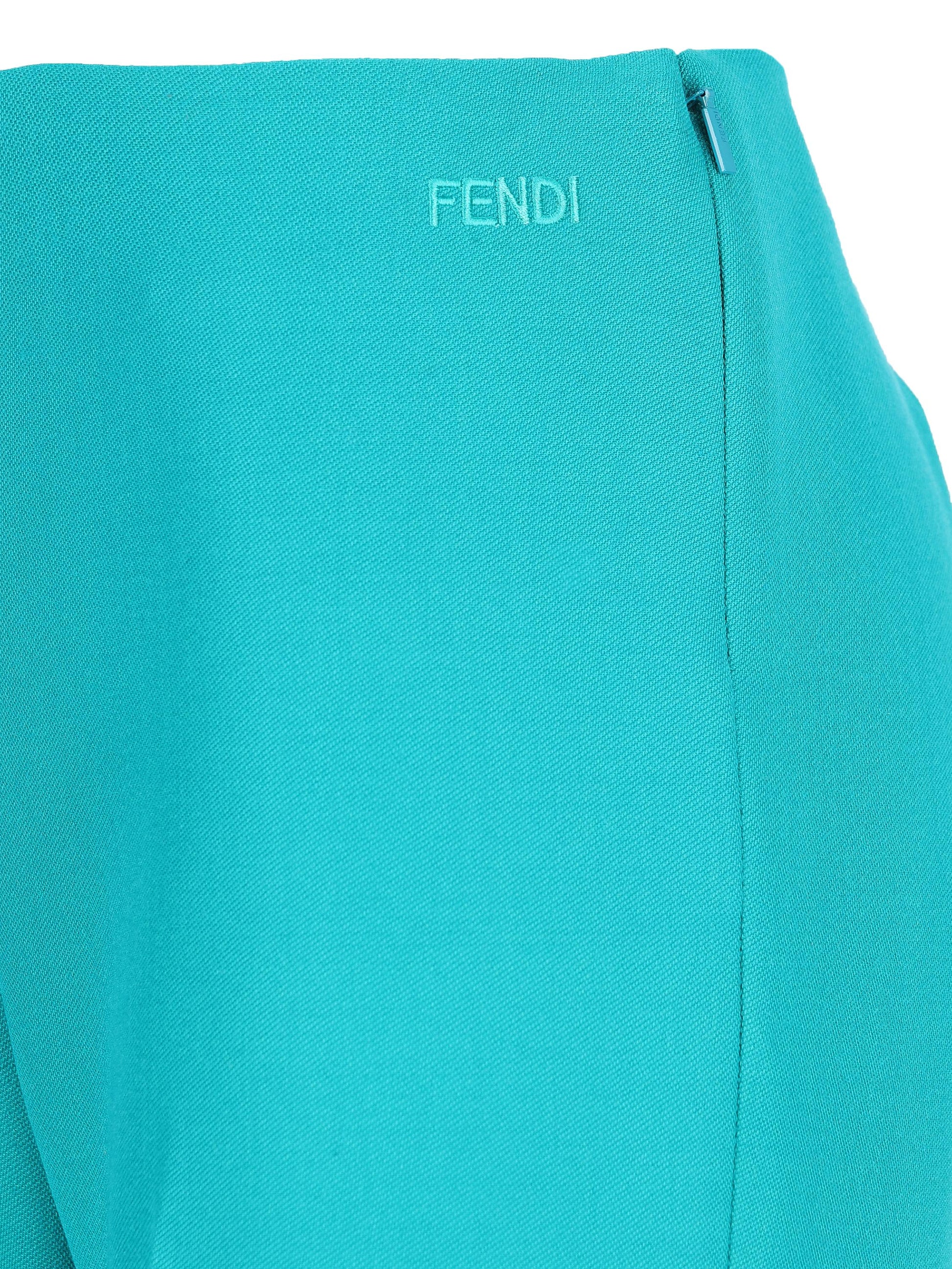 Pantaloni realizzati in lana vergine. FR6681 AJYFF1UKL FENDI 