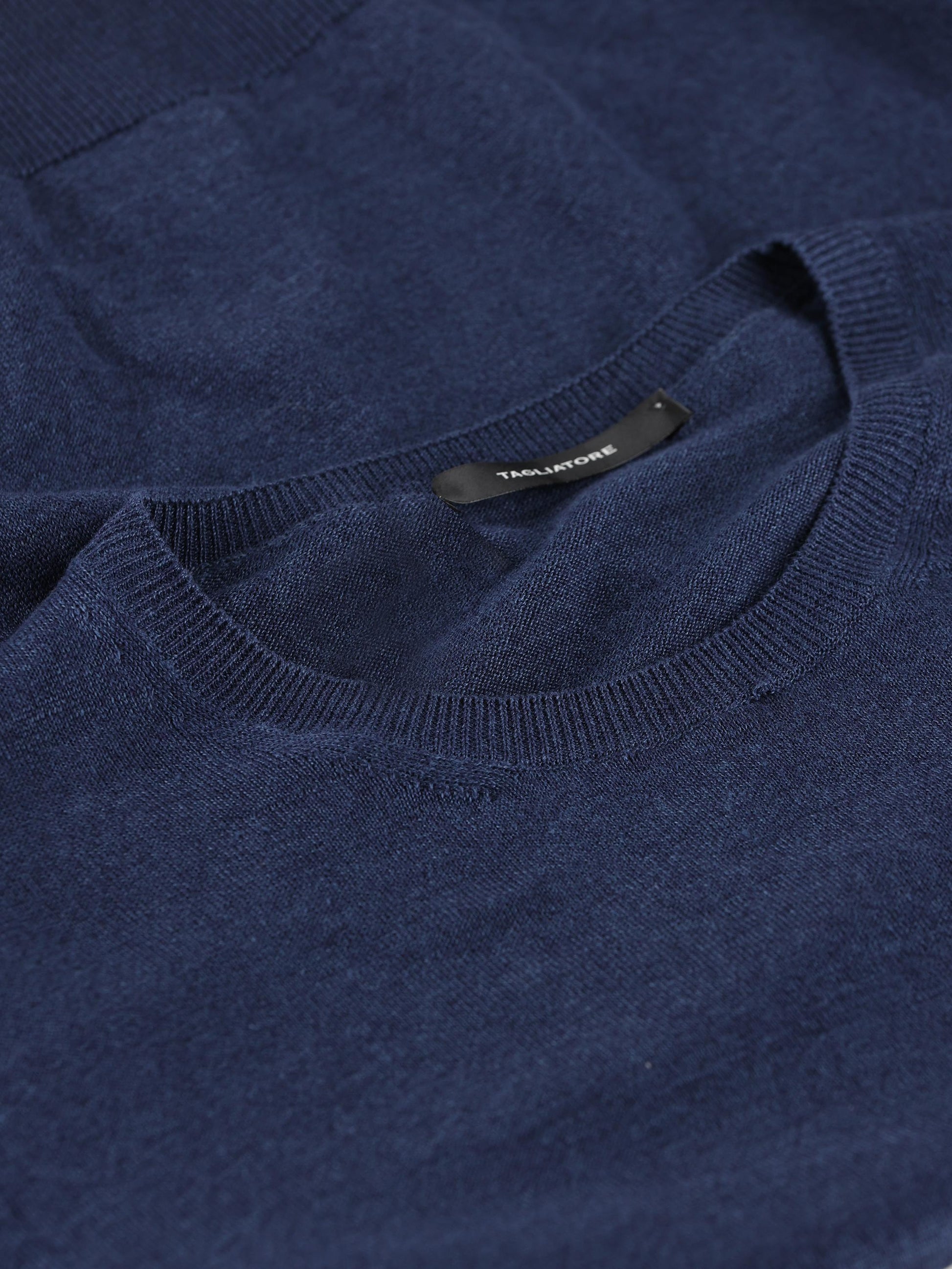 T-Shirt realizzata in lino e cotone. JOSH 598 TAGLIATORE 