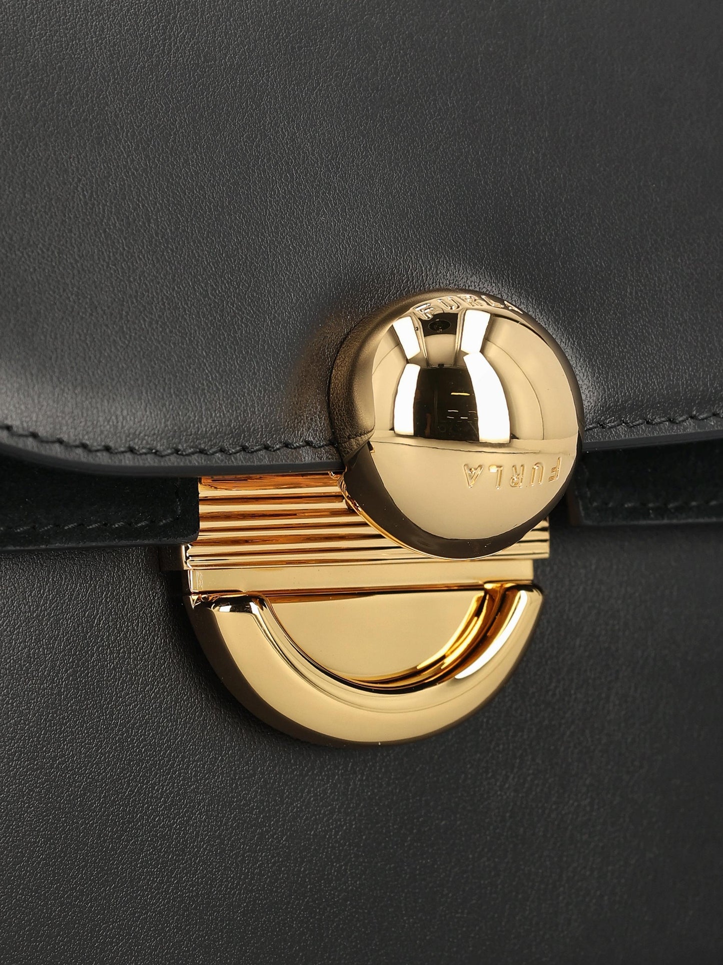 Borsa realizzata in pelle. WB01737 BX0428O6000 FURLA 