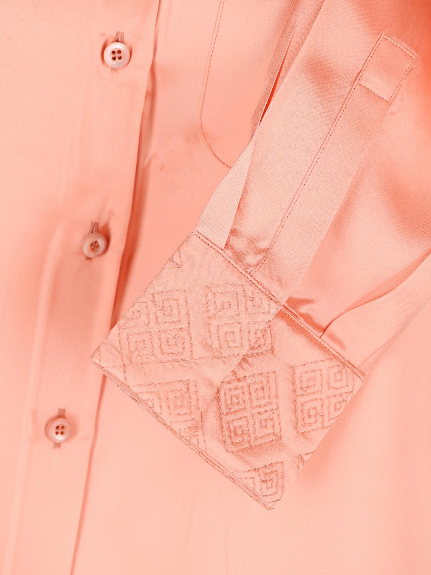 Camicia realizzata in viscosa e seta. P461IR 17UDF0311 PRADA 