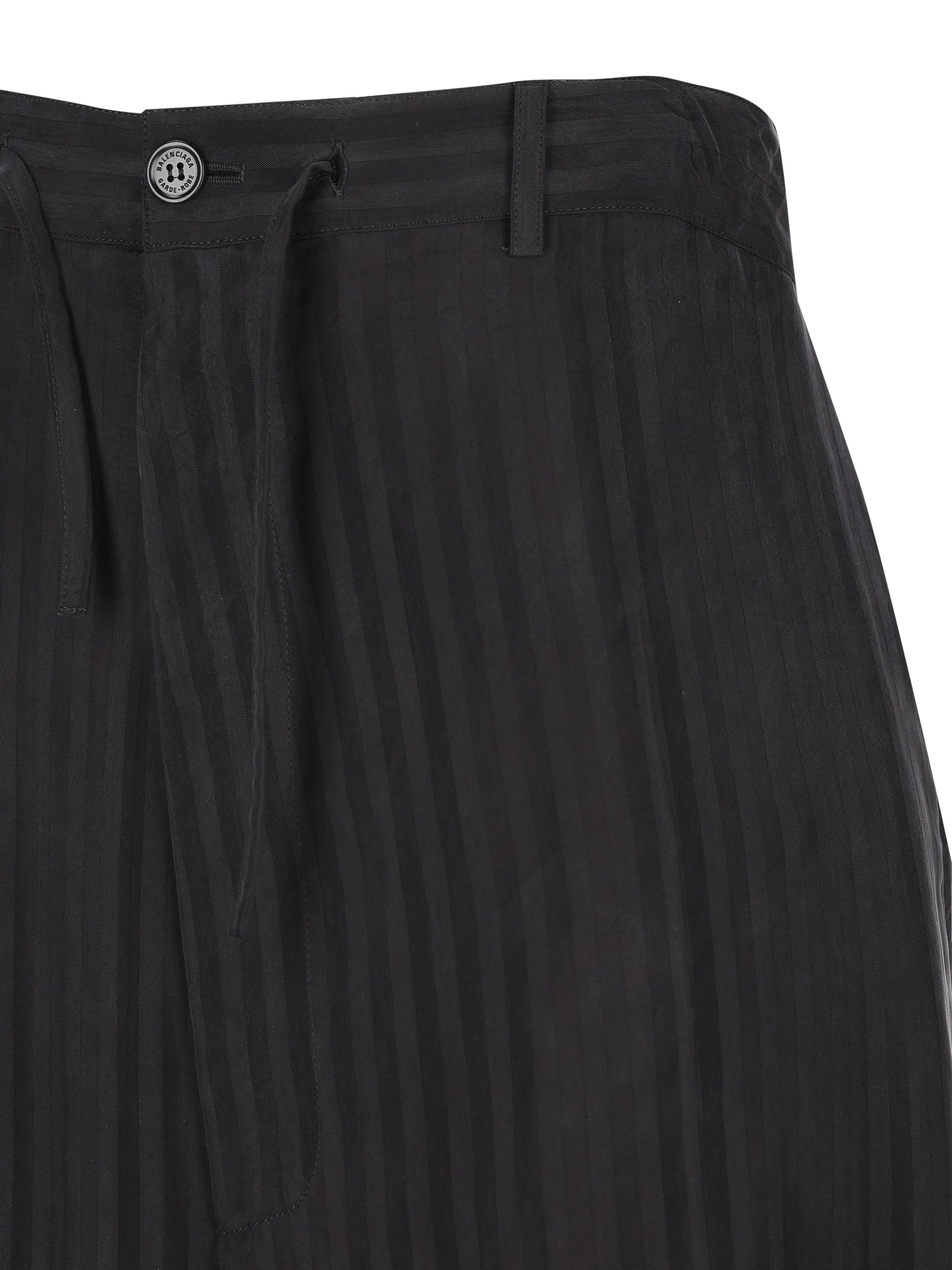 Pantaloni in cupro. 846233 TSM041000 BALENCIAGA 