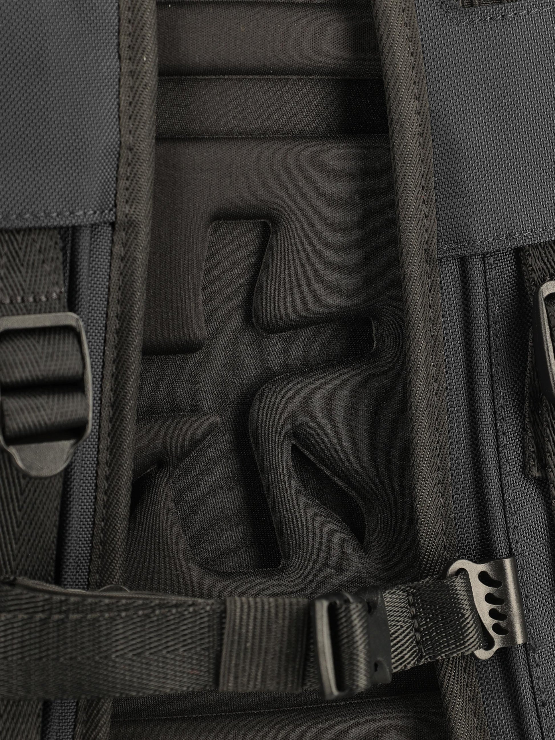 Zaino realizzato in poliammide e poliestere. VENTURA 2127 PREMIATA 