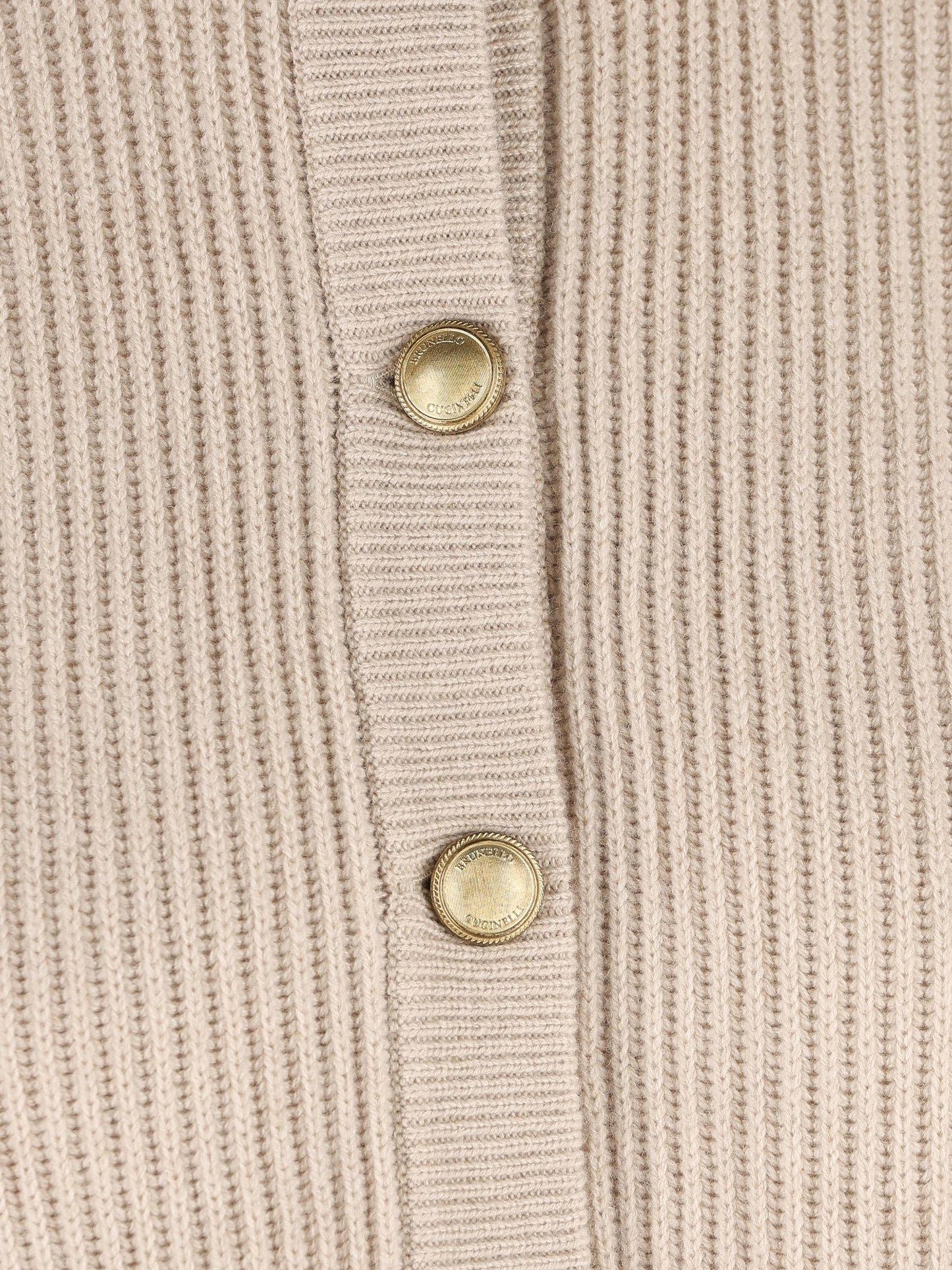 Cardigan realizzato in misto lana vergine e cashmere. M16725126 C9504 BRUNELLO CUCINELLI 