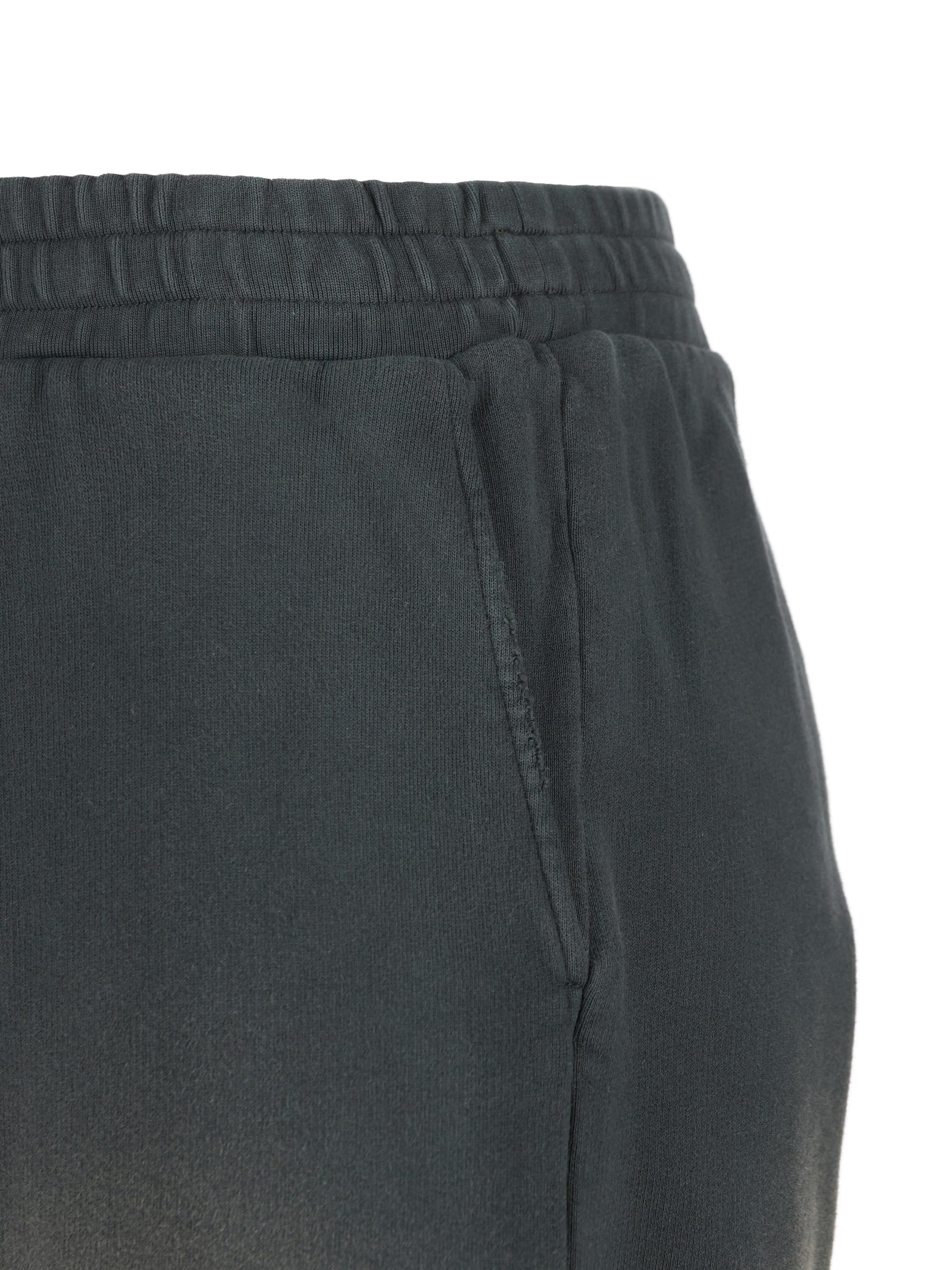 Pantaloni realizzati in cotone. GUP02469 P00214790498 GOLDEN GOOSE 