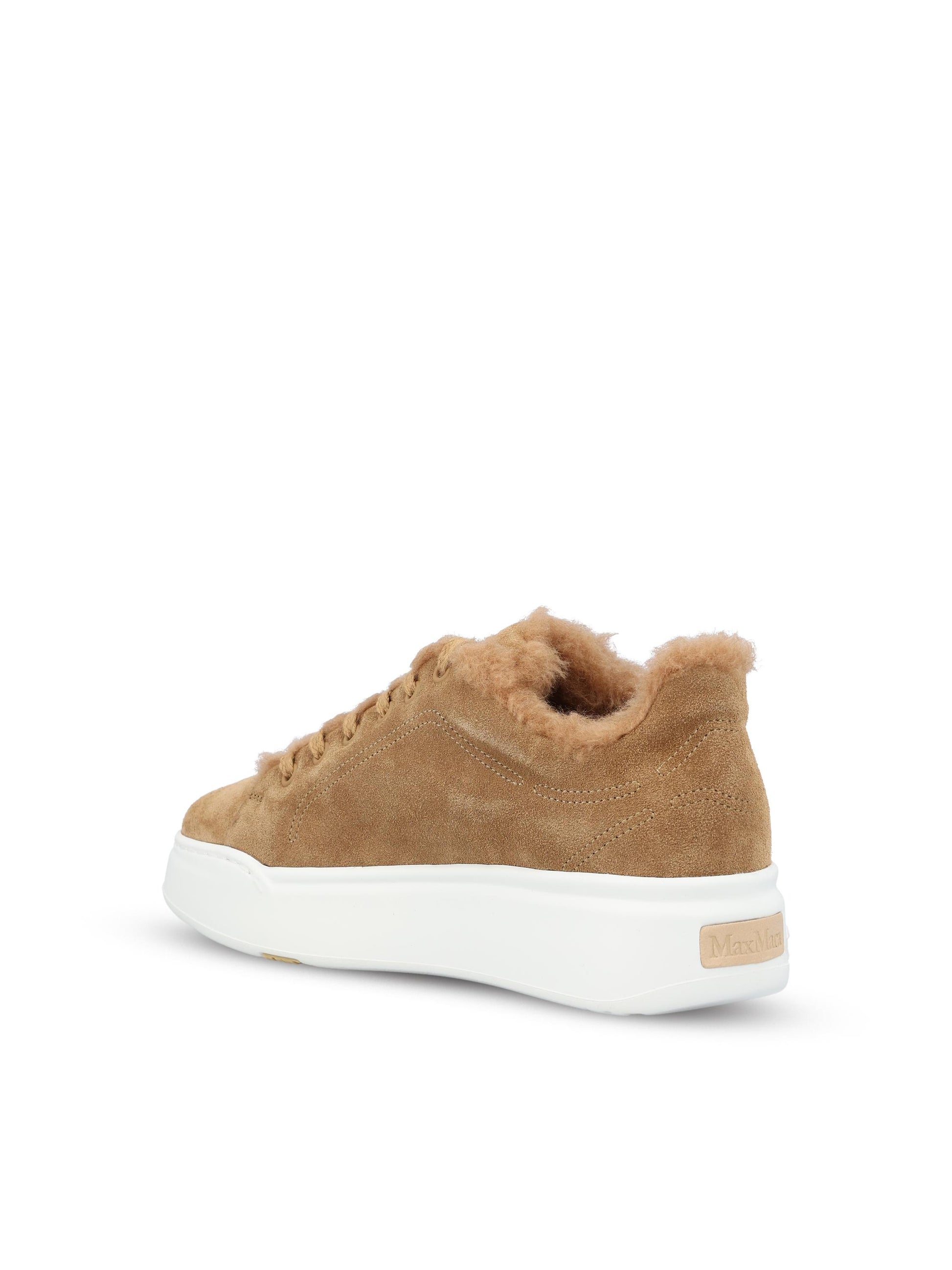 Sneakers realizzate in pelle. 2524766112600 013 MAX MARA 