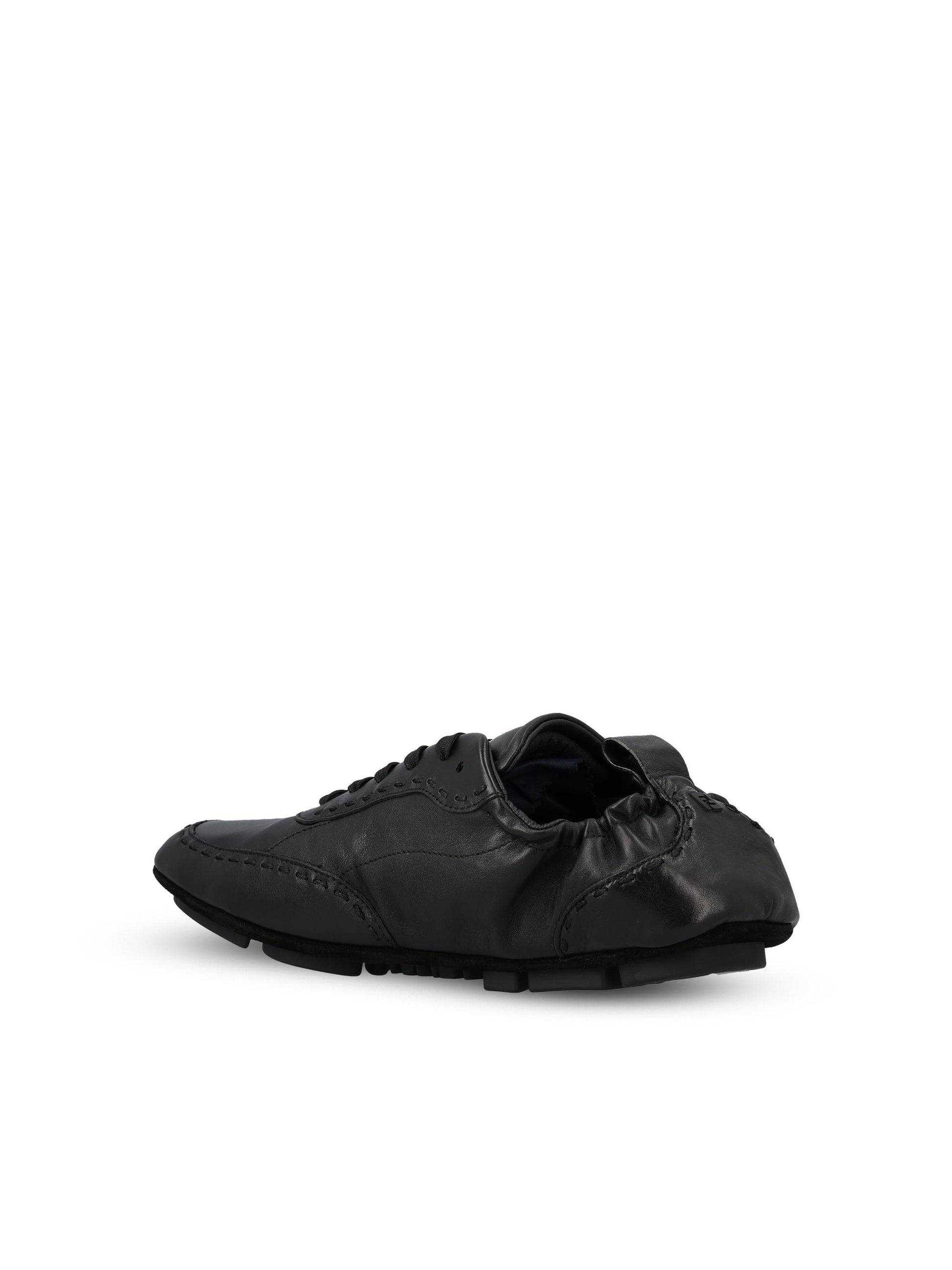 Sneakers realizzate in pelle. 7E1799 AE86F0ABB FENDI 