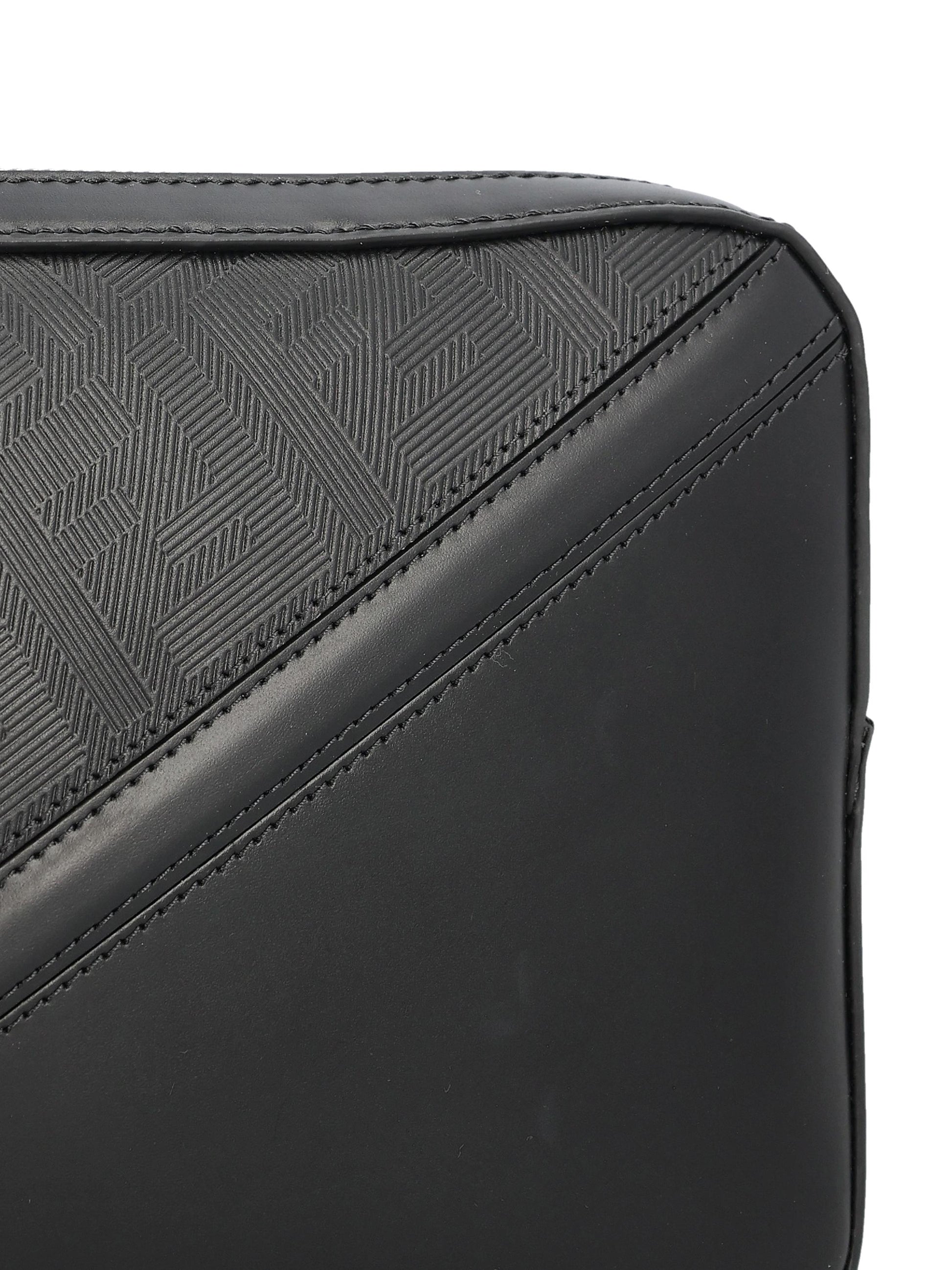 Borsa realizzata in pelle. 7M0286 AQW1F0GXN FENDI 