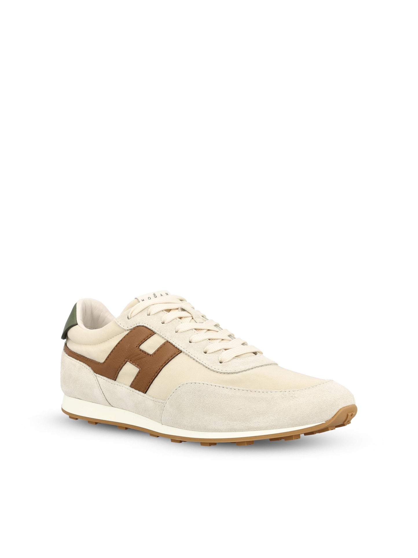 Sneakers realizzate in pelle scamosciata. HXM6990FZ90UZA 793K HOGAN 