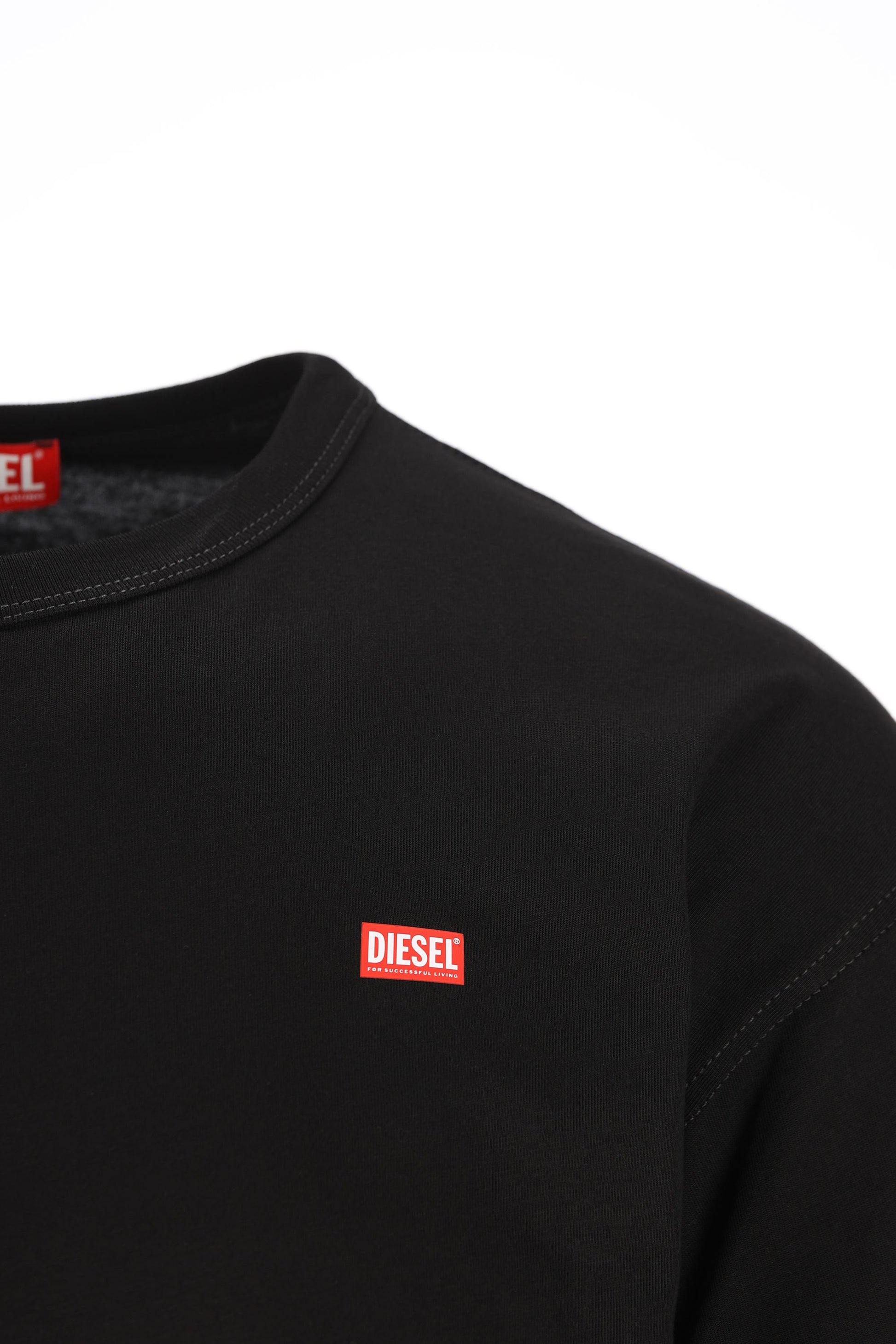 T-Shirt realizzata in cotone. A16400 0QIAM9XX DIESEL 