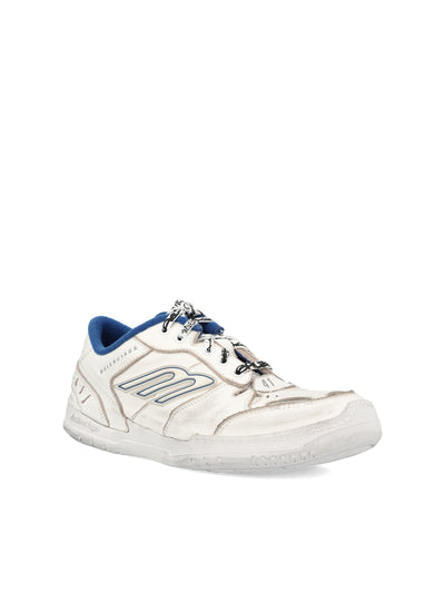 Sneakers realizzate in pelle di vacchetta. 841765 WCURB9141 BALENCIAGA 
