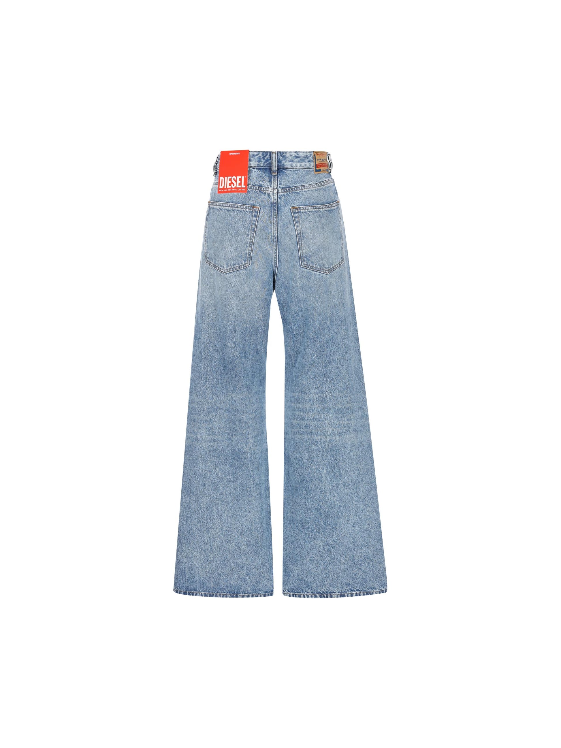 Jeans realizzati in cotone e canapa. A06925 09I2901 DIESEL 