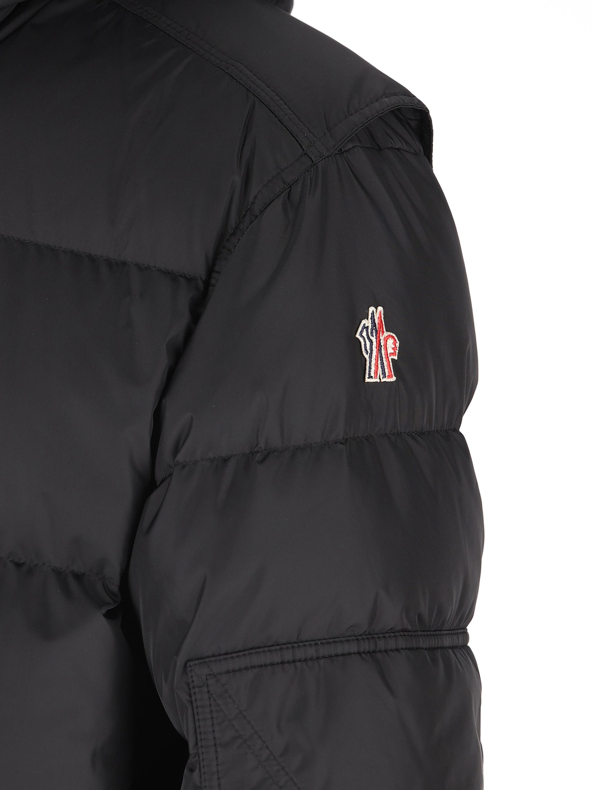 Piumino realizzato in poliammide. M1A00023 595JN999 MONCLER GRENOBLE 