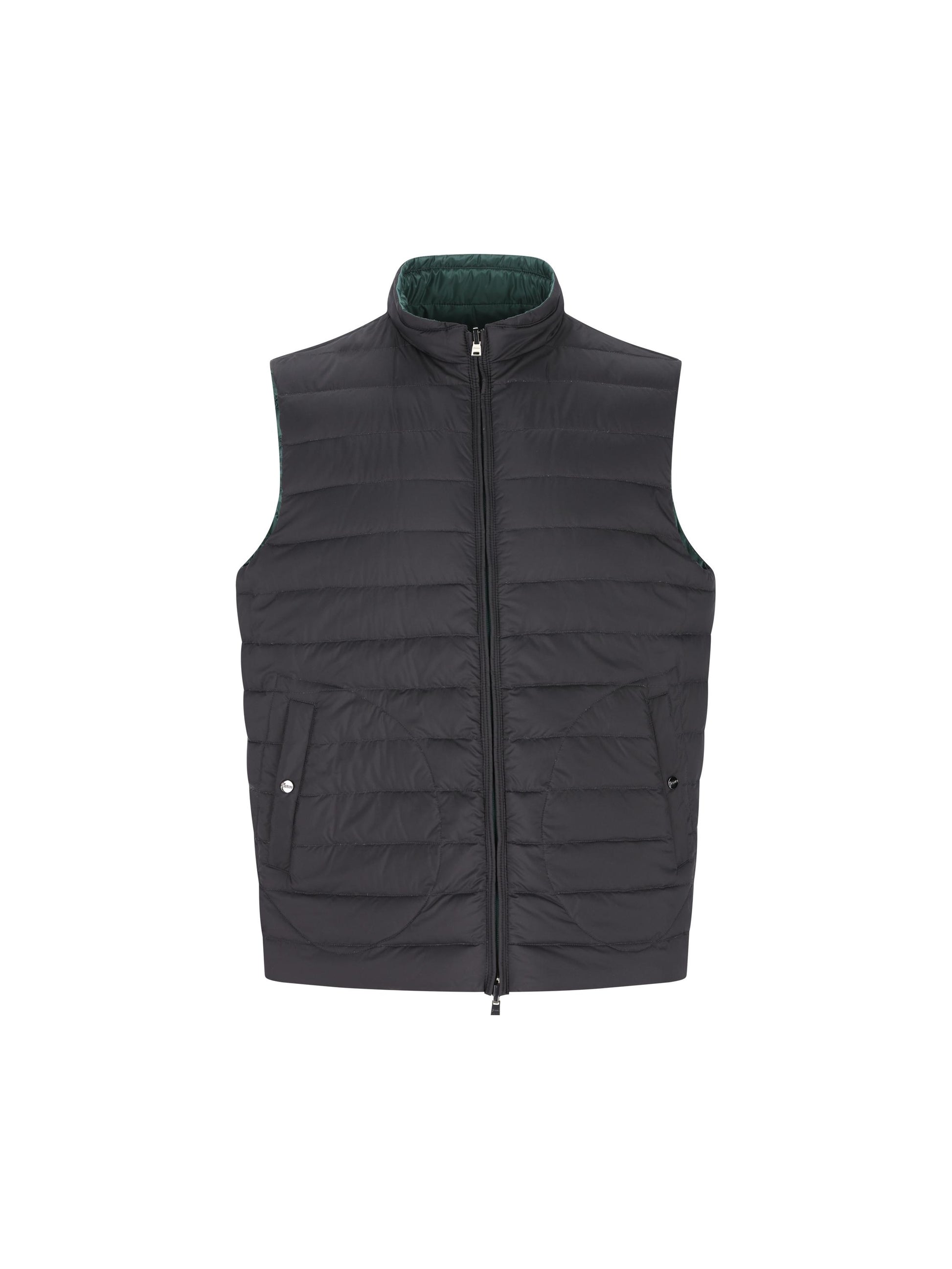 Gilet reversibile realizzato in poliammide. PI001320U 12020Z7892 HERNO 