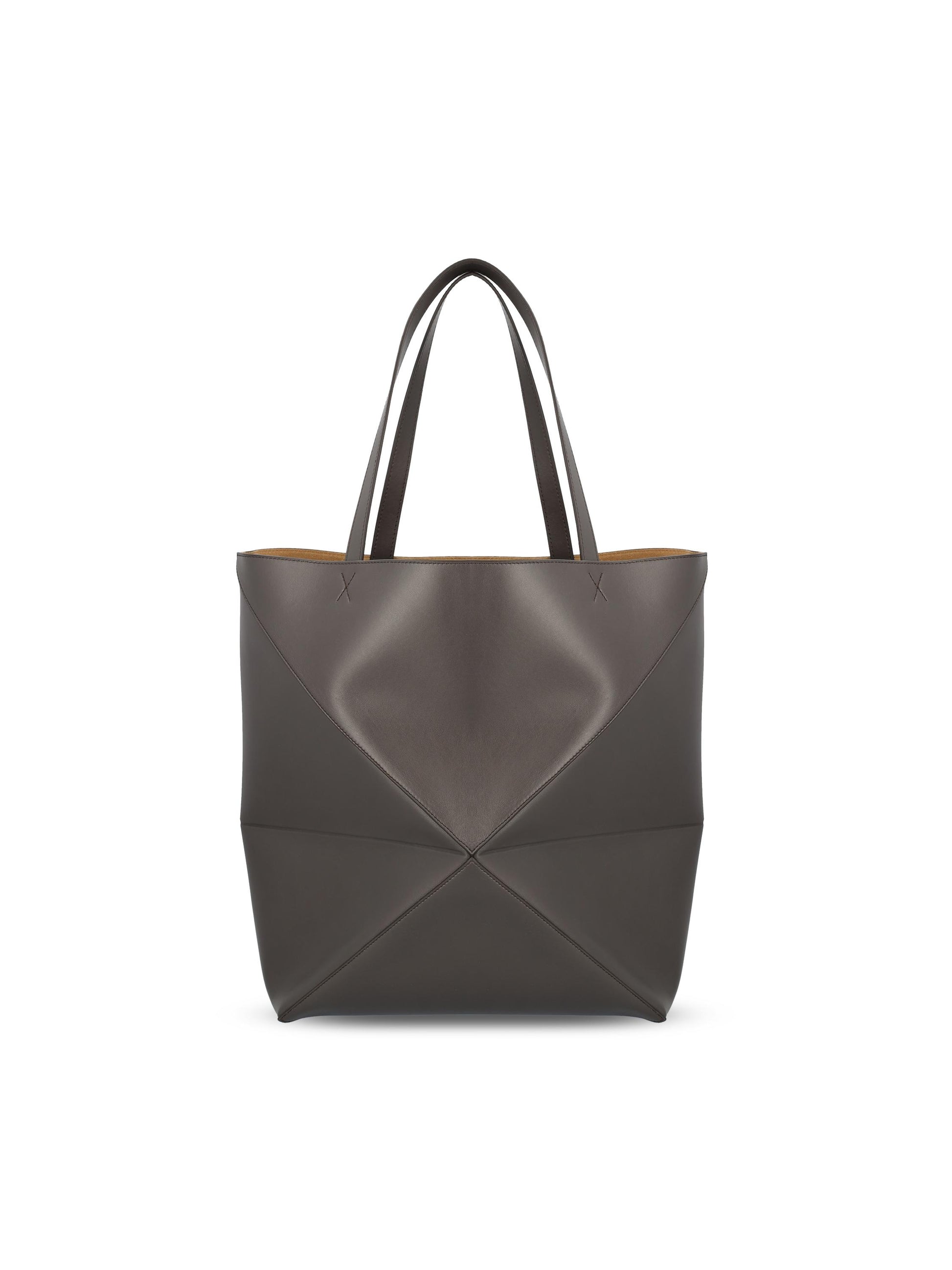 Borsa realizzata in pelle. B933Q18X01 1220 LOEWE 