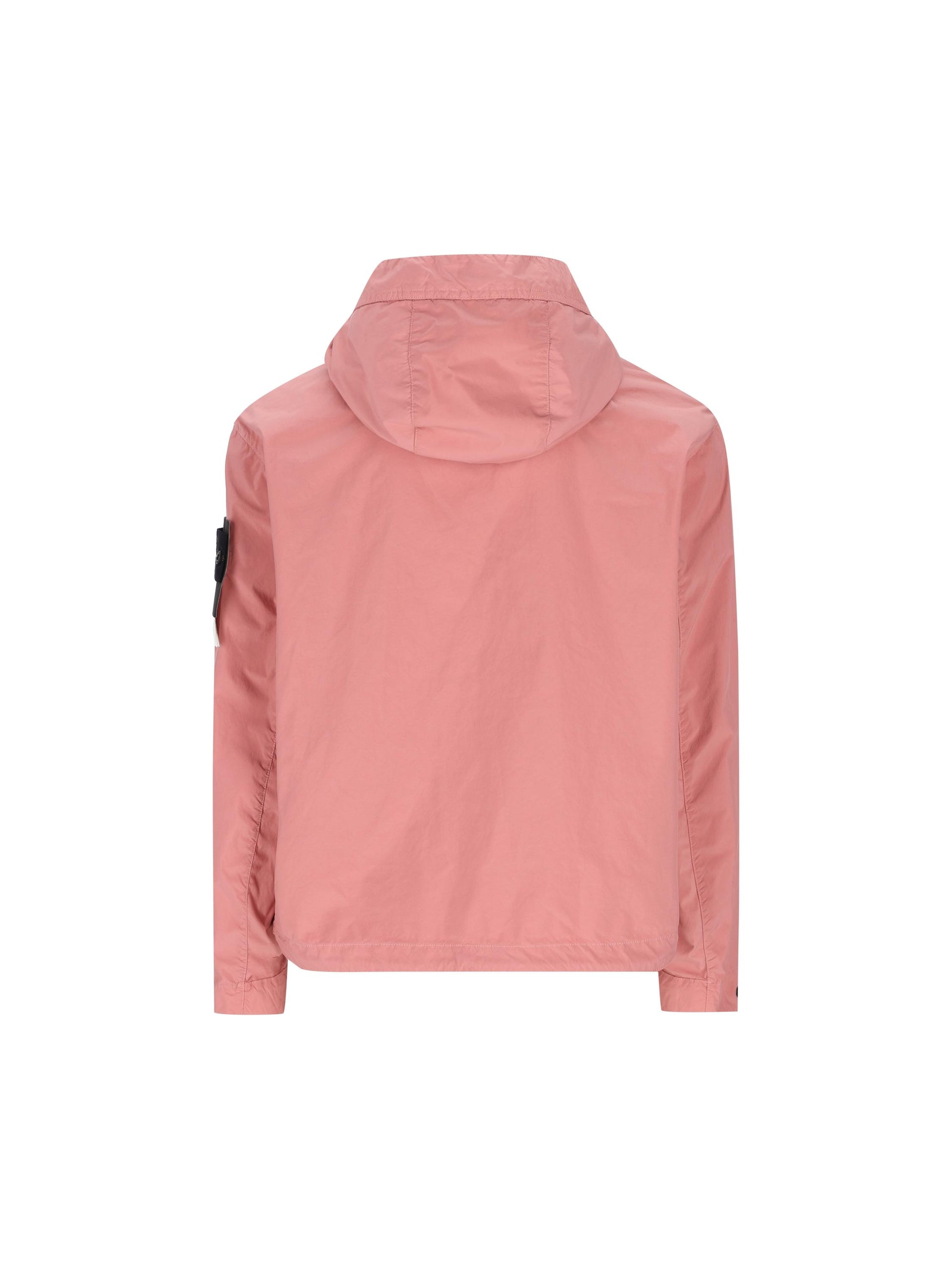 Giacca realizzata in poliestere. 4100052 S0042V008G STONE ISLAND 