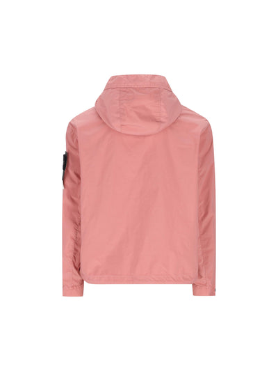 Giacca realizzata in poliestere. 4100052 S0042V008G STONE ISLAND 