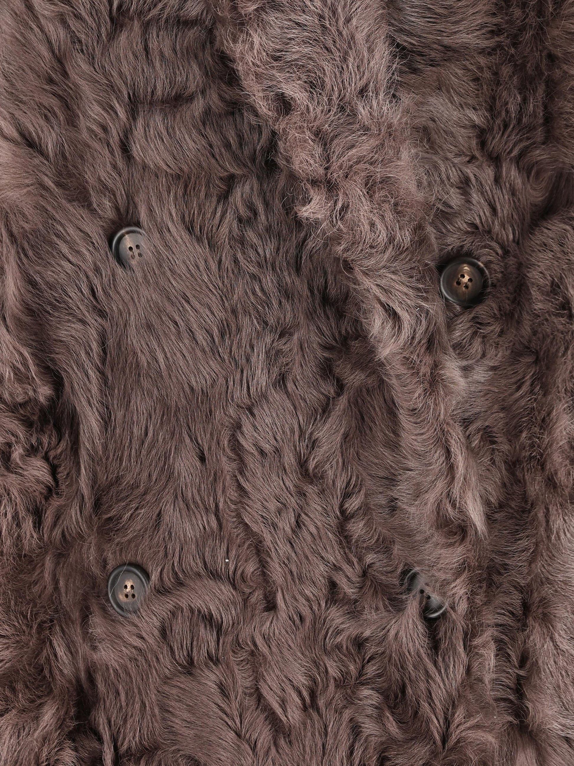 Cappotto in shearling Wavy con monile MPCHK9898 C4408 BRUNELLO CUCINELLI 